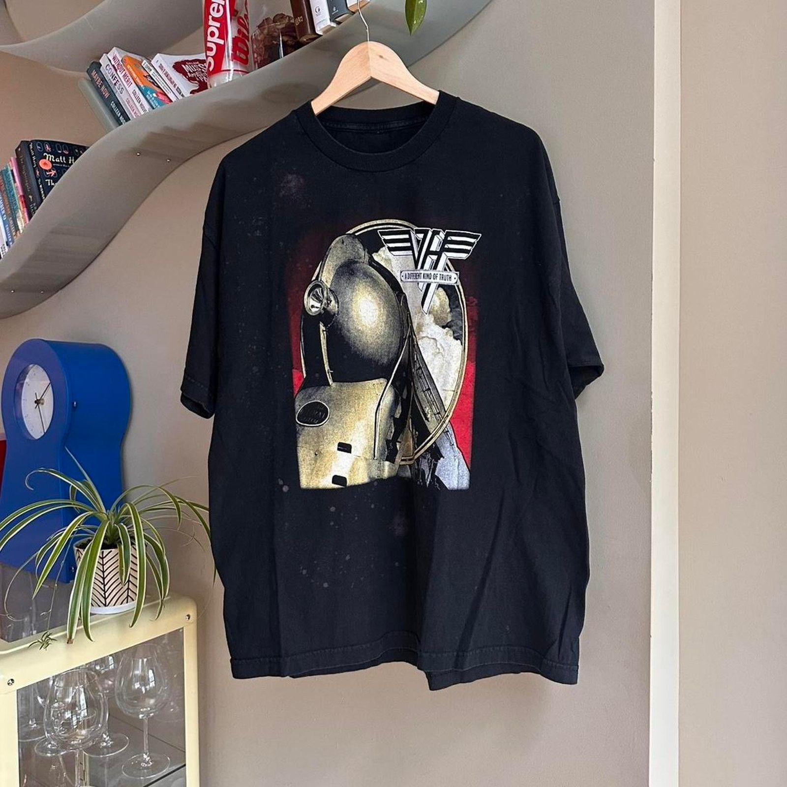 Band Tees × Vintage Vintage 2012 Van Halen Band Shirt Size US XL / EU 56 / 4 - 1 Thumbnail