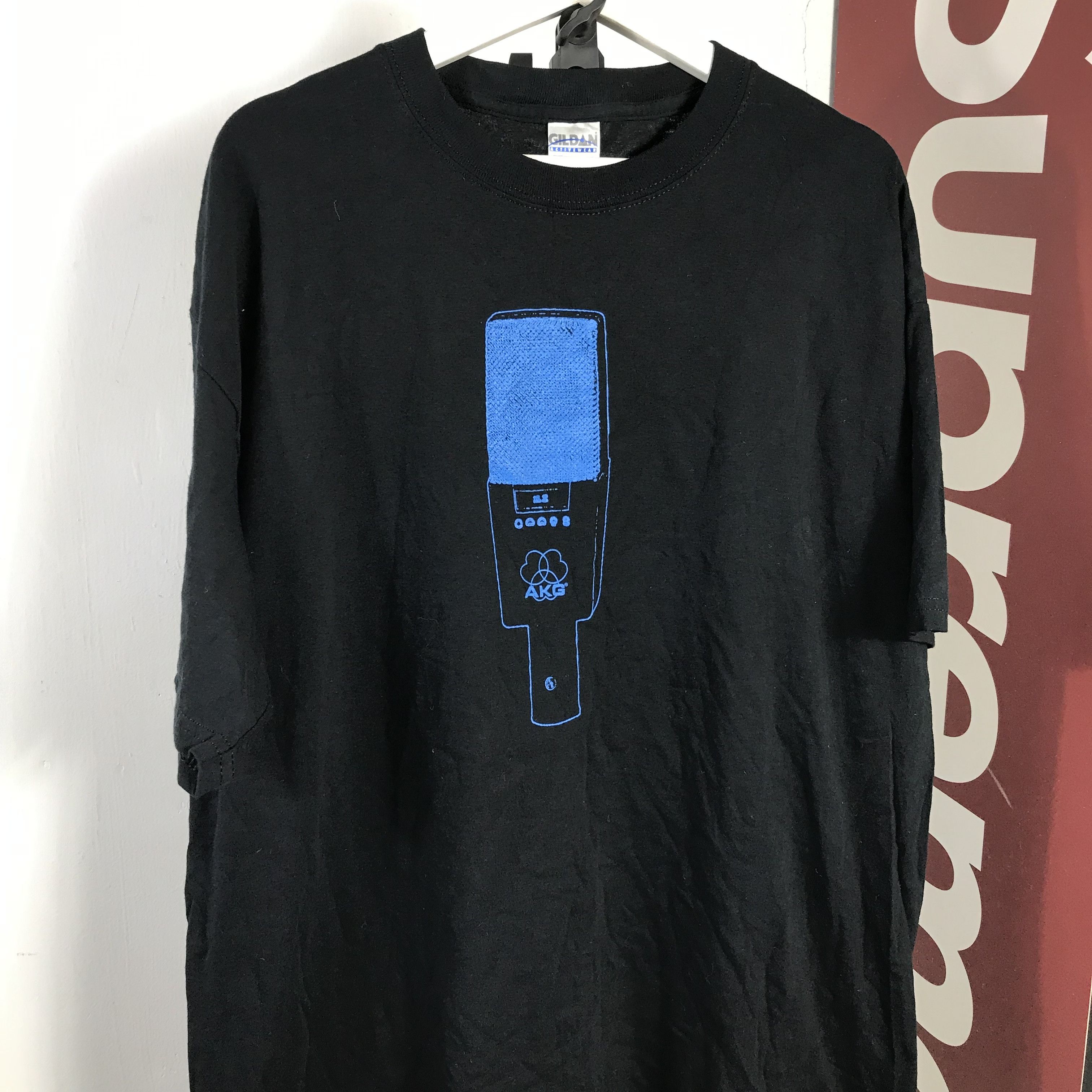 Vintage Vintage 2000's AKG Microphones Sound Black T-Shirt Size US XL / EU 56 / 4 - 2 Thumbnail