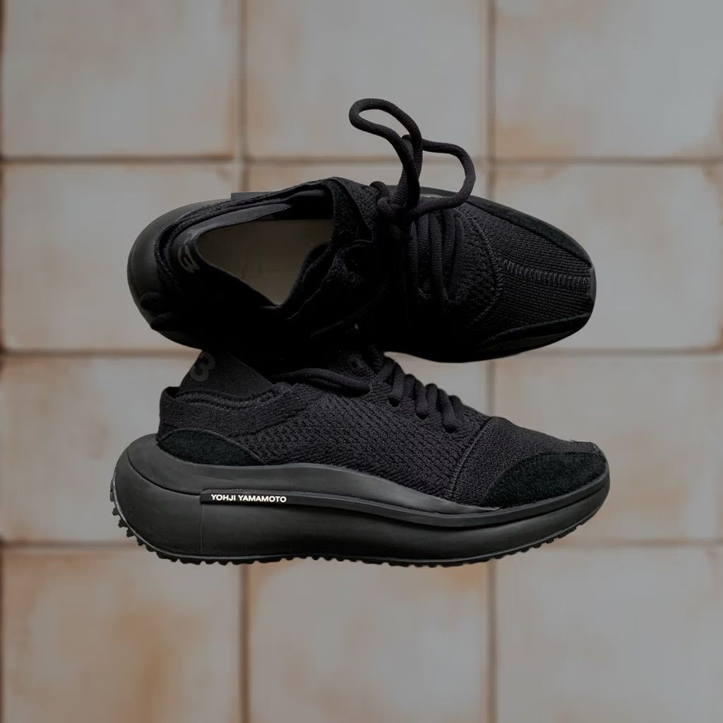 Adidas ADIDAS x YOHJI YAMAMOTO Y-3 QISAN KNIT SNEAKER Size US 5 1/2, UK 5, EU 38, 235 mm, Black, Men, Sneaker Size US 5 / EU 37 - 1 Thumbnail