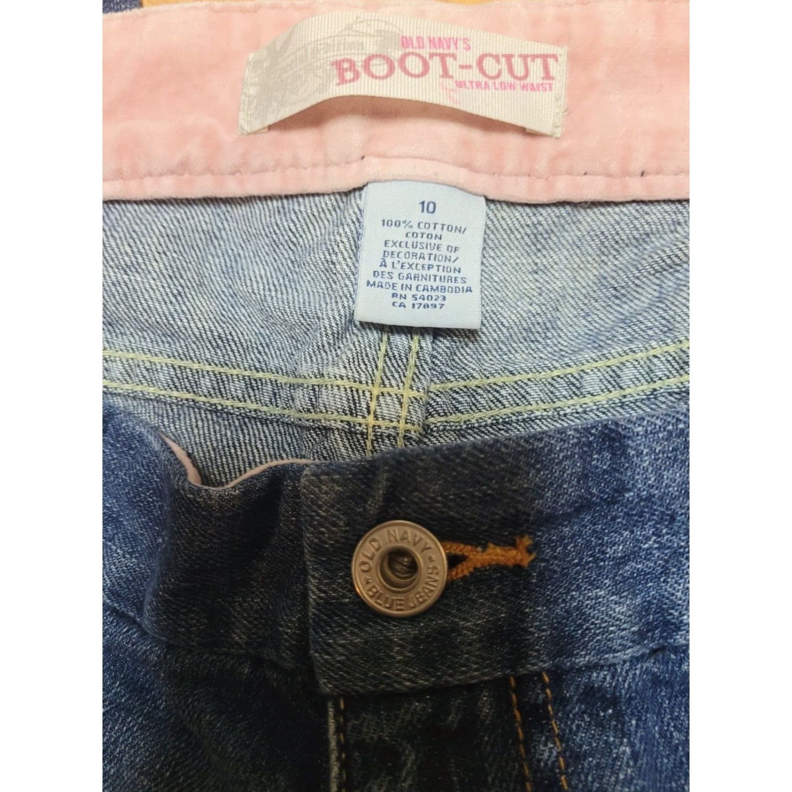 Old Navy Old Navy Womens Size 10 Boot Cut Denim Blue Jeans Low Waist Frayed Patch Nice Size 32" / US 10 / IT 46 - 5 Thumbnail