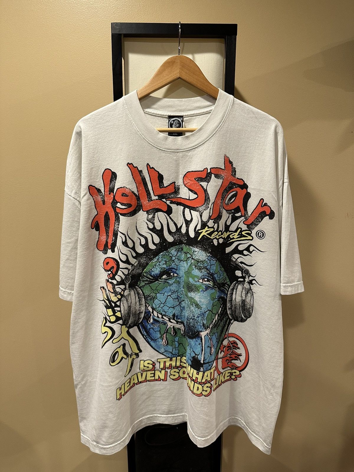 Image of Hellstar Heaven Sounds Like On Earth White Ss T-Shirt, Men's (Size 2XL)