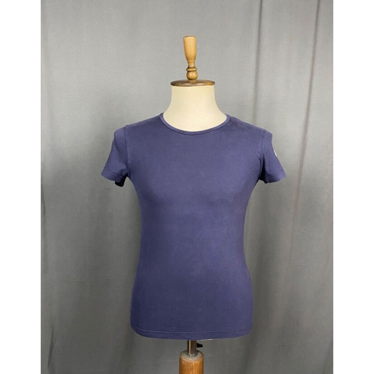 Moncler Moncler Giroccolo Small Logo Men's Blue T-Shirt Size L Size US L / EU 52-54 / 3 - 1 Thumbnail