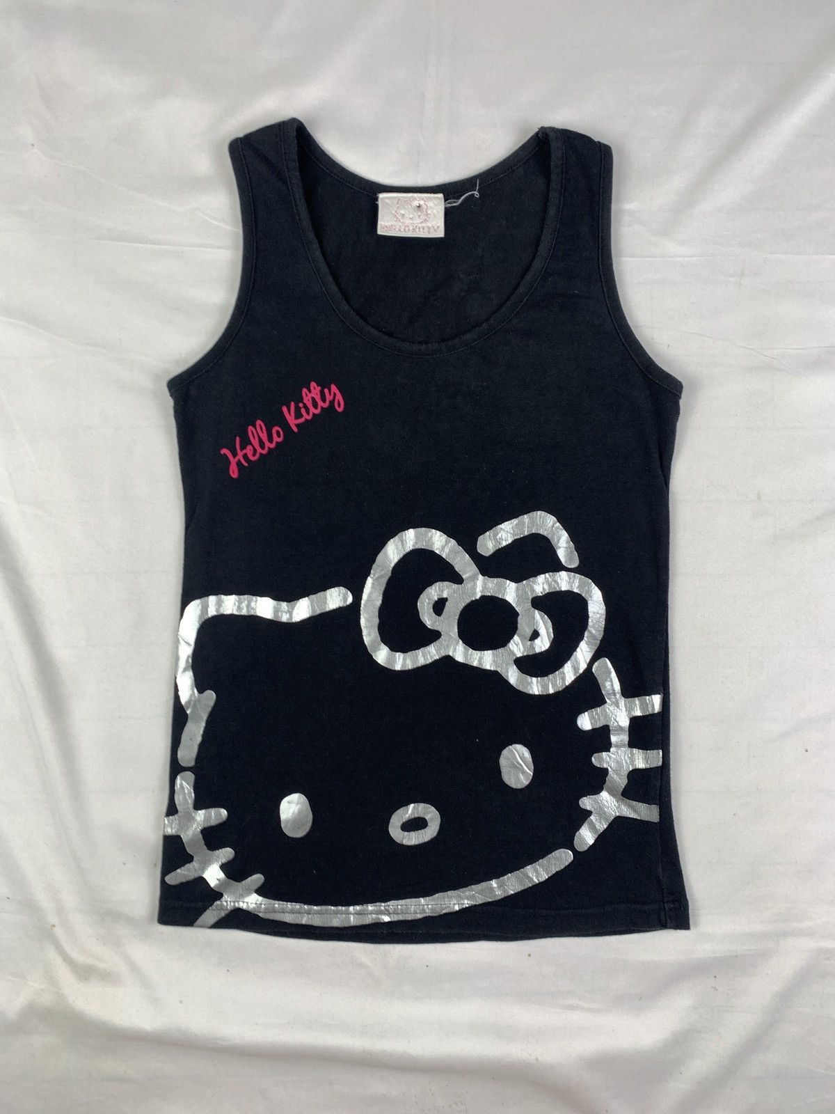 Anime 2005 Hello Kitty by Sanrio Big Silver Icon Graphic Tank Top Size S / US 4 / IT 40 - 1 Thumbnail