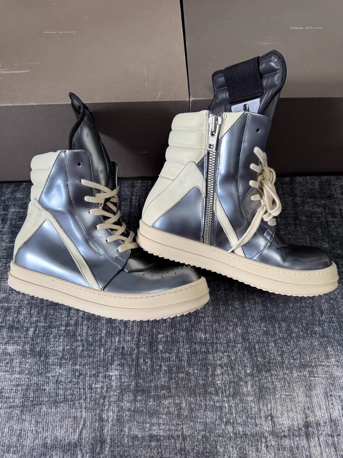 Rick Owens Rick Owens Mainline Mirror Triangle Sneakers Size US 7 / IT 37 - 3 Thumbnail