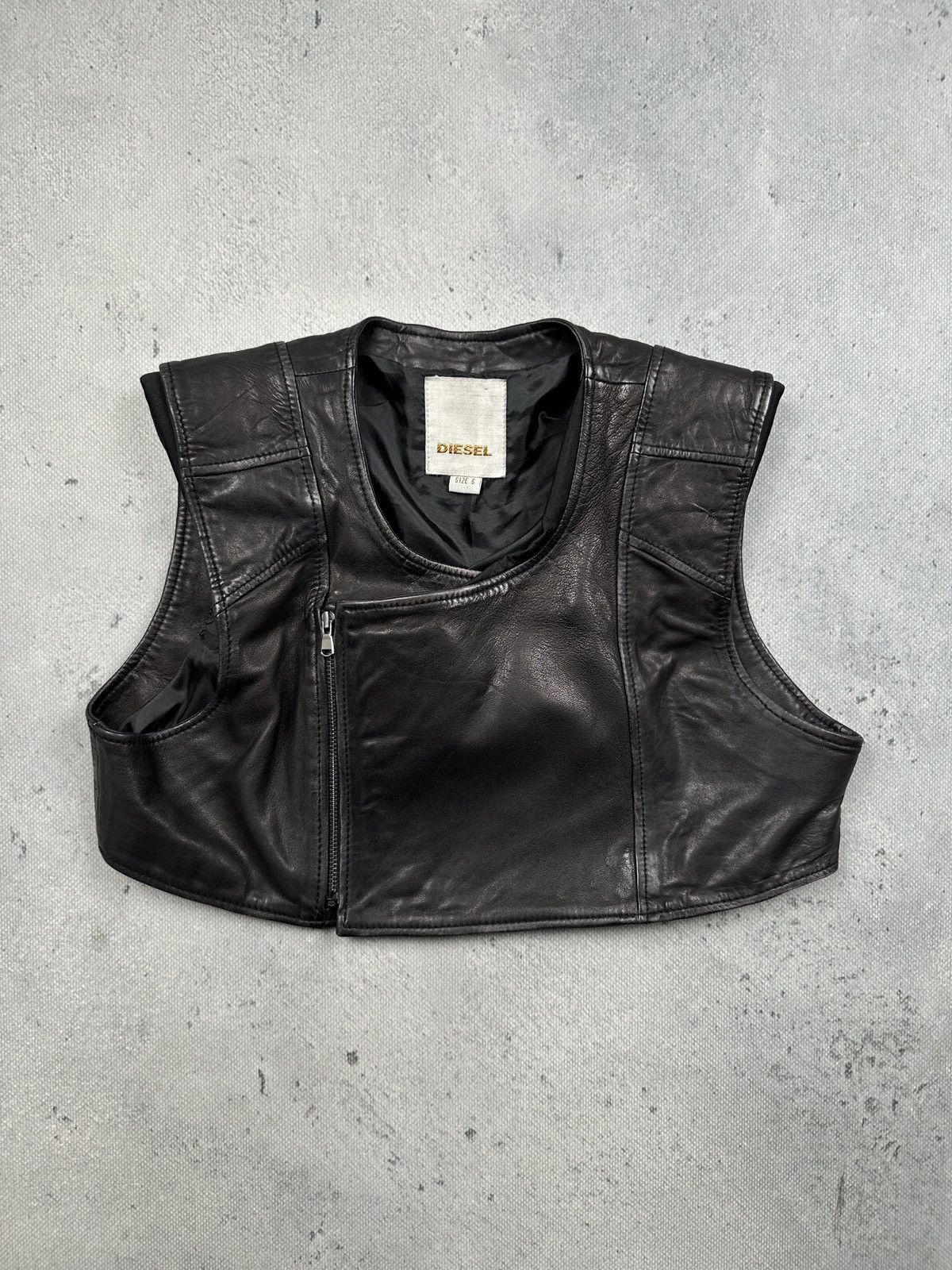 Diesel Vintage Diesel Leather Cropped Vest Black Padded Shoulders Size S / US 4 / IT 40 - 1 Thumbnail