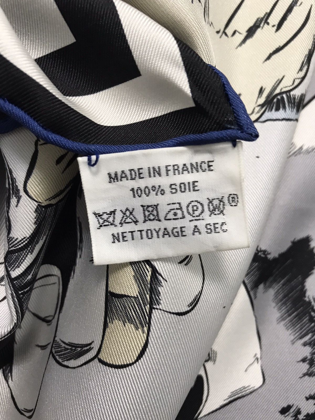 Hermes 90s Double Face Wow Hermes Scarf Size ONE SIZE - 6 Thumbnail