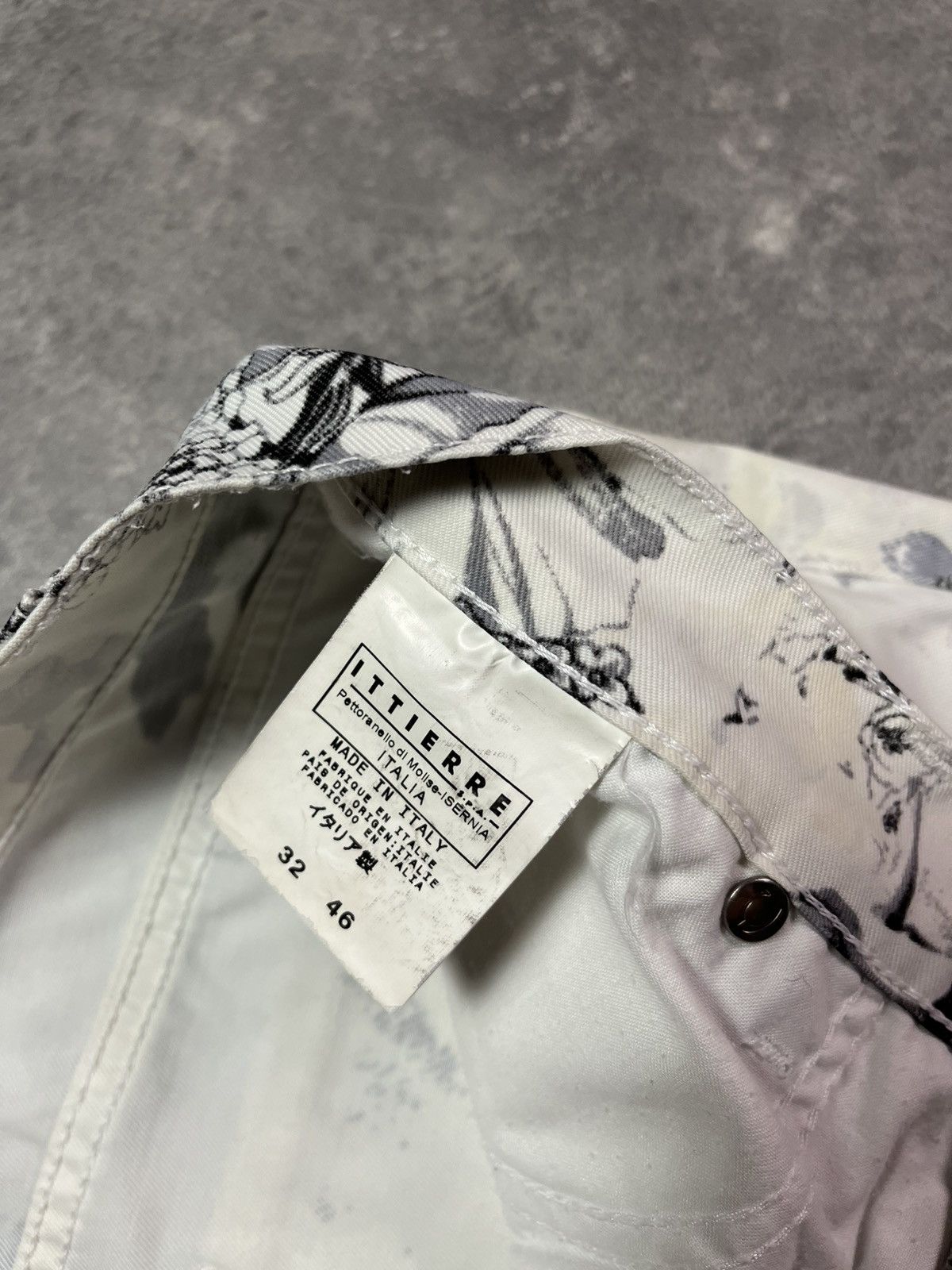 Just Cavalli 00s Just Cavalli Floral Print Flared Denim Jeans 32 Faded Size US 32 / EU 48 - 10 Thumbnail