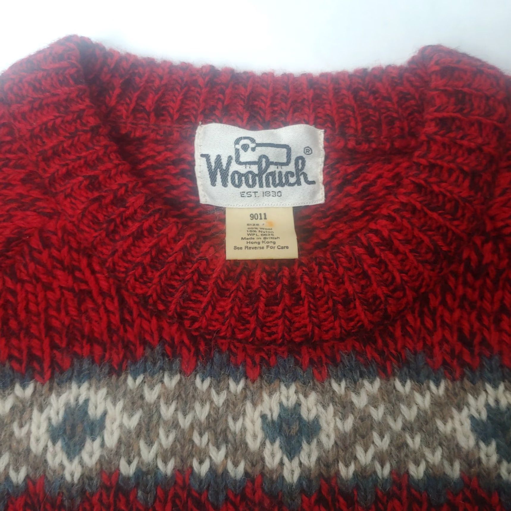 Vintage VINTAGE Woolrich Sweater Nordic Knit Pullover Women S Red Gray White Tan 85% Wool/15% Nylon Casual Fall Winter Hong Kong Womens Size S / US 4 / IT 40 - 5 Thumbnail