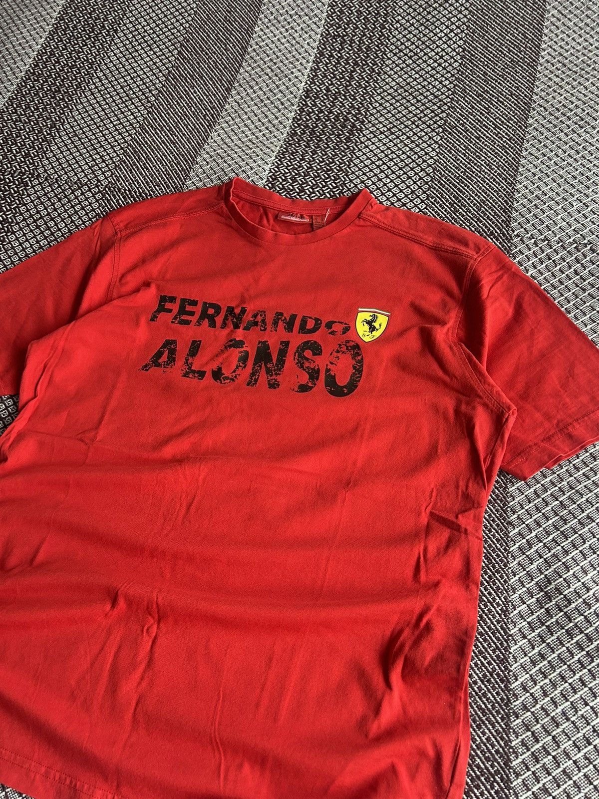 Ferrari × Puma Vintage Puma x Ferrari Official Product Fernando Alonso Sz M Size US M / EU 48-50 / 2 - 5 Thumbnail