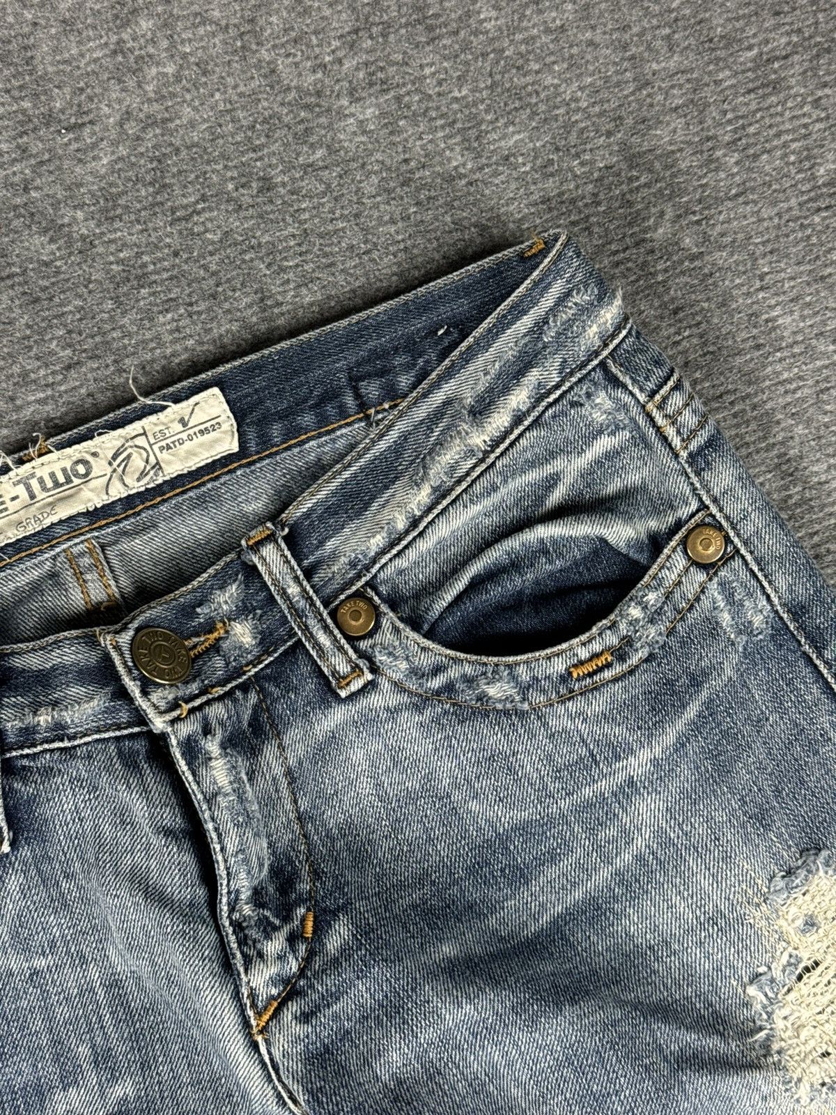 Other Distressed denim straight fit denim pants W28 L34 Size US 28 / EU 44 - 6 Thumbnail