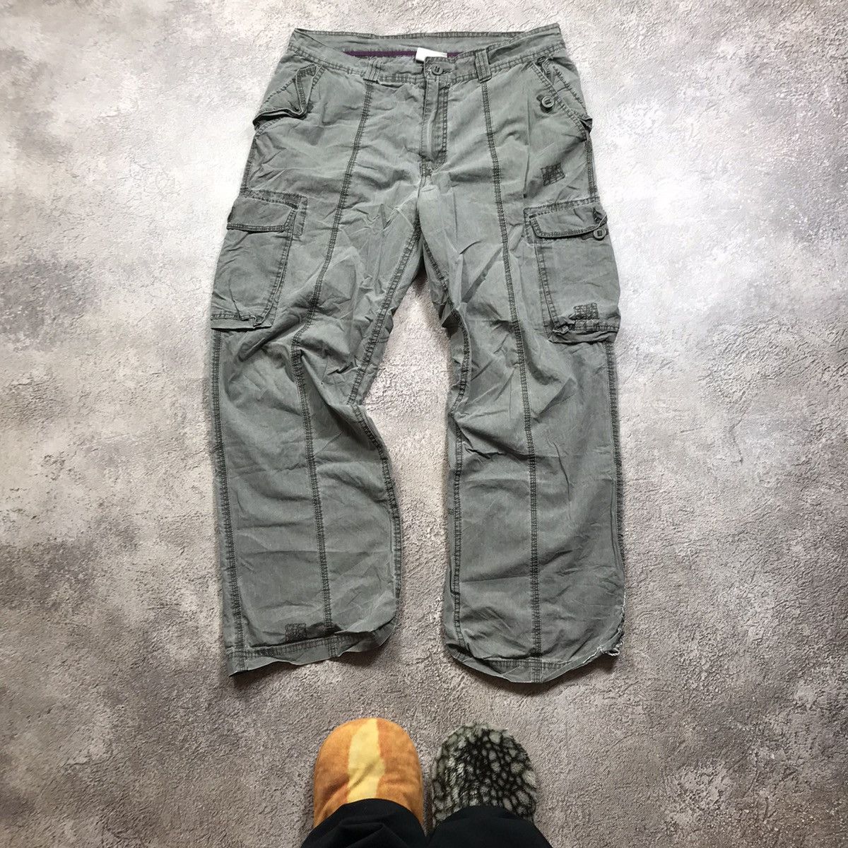 Vintage Vintage 90s Baggy Cargo Pants Faded Grey Workwear Streetwear Size US 36 / EU 52 - 2 Thumbnail