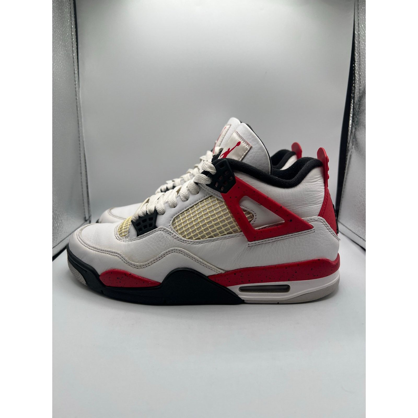 Jordan Brand Air Jordan 4 Retro “Red Cement” size 8.5 men’s Size US 8.5 / EU 41-42 - 1 Thumbnail