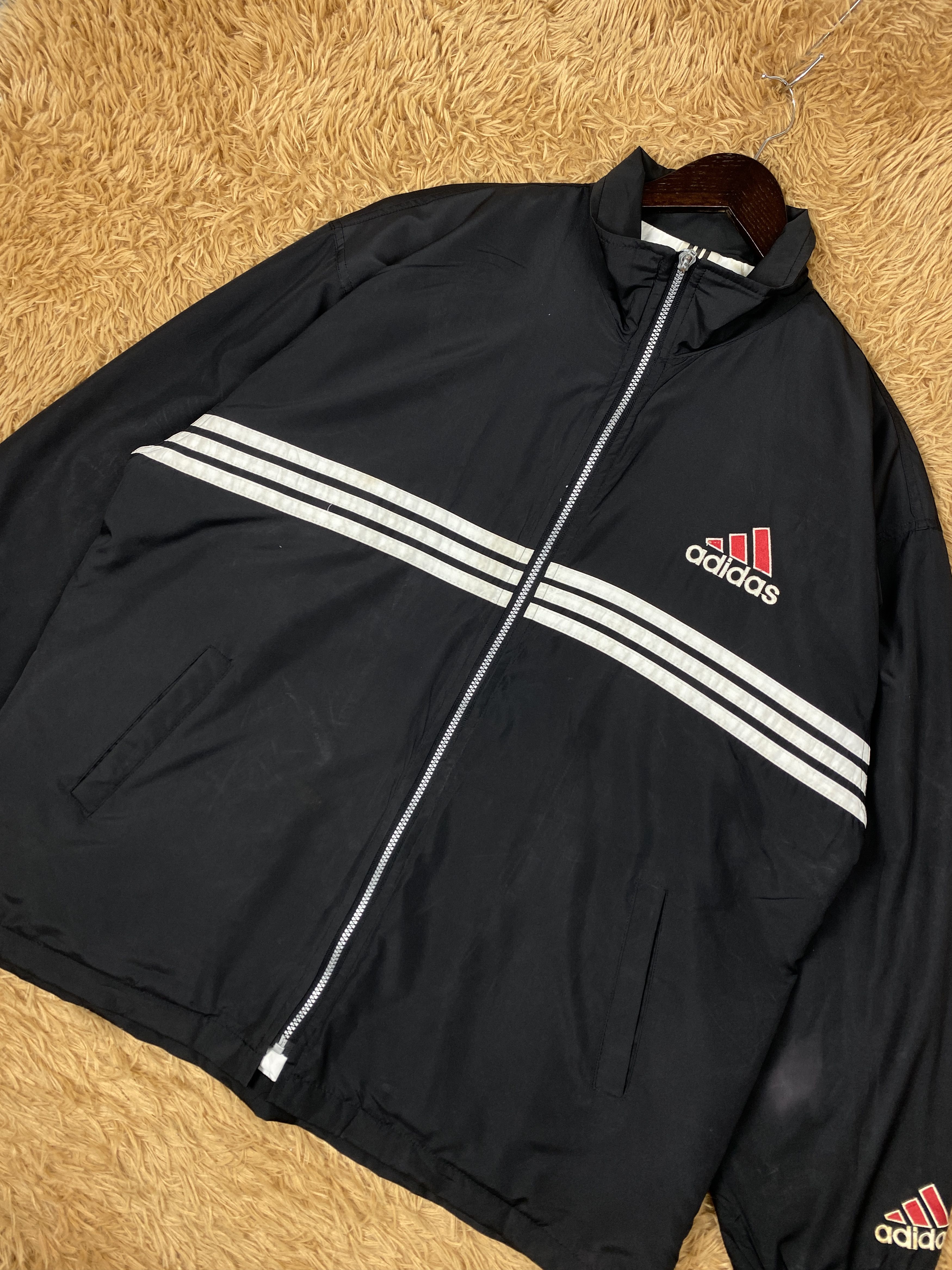 Adidas Vintage Adidas Big Logo Windbreaker Jacket PJ2576 Size US L / EU 52-54 / 3 - 2 Thumbnail