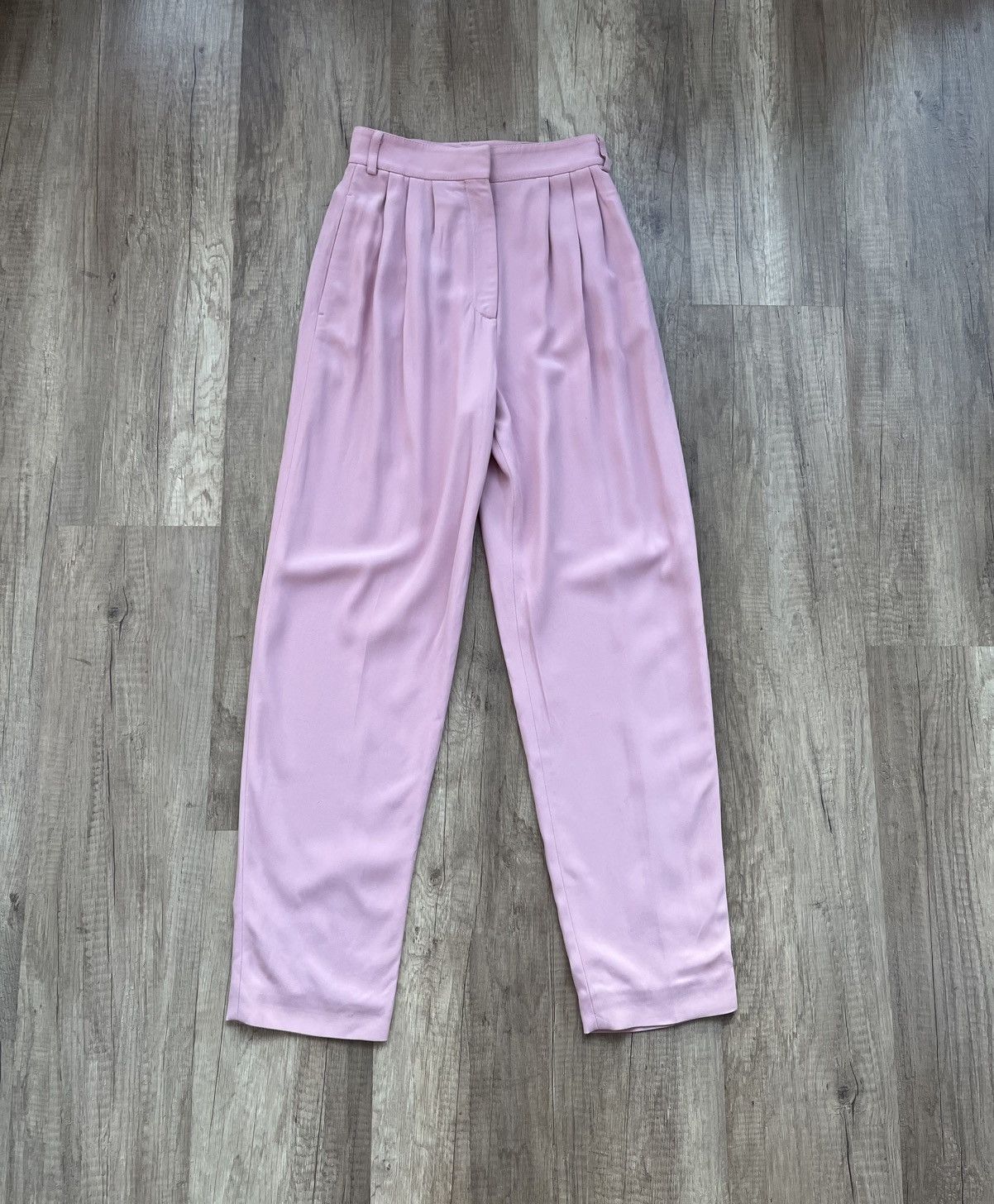 Alexander McQueen Alexander McQueen Pink Pleated High-Waist Trousers Size 36" / US 14 / IT 50 - 1 Thumbnail