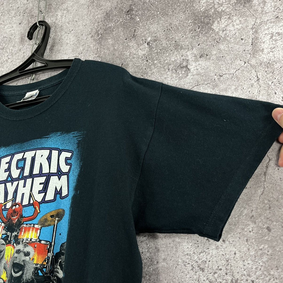 Disney × George × Gildan Vintage 2000s Disney Tee Electric Mayhem “One Night Only” Size US L / EU 52-54 / 3 - 6 Thumbnail