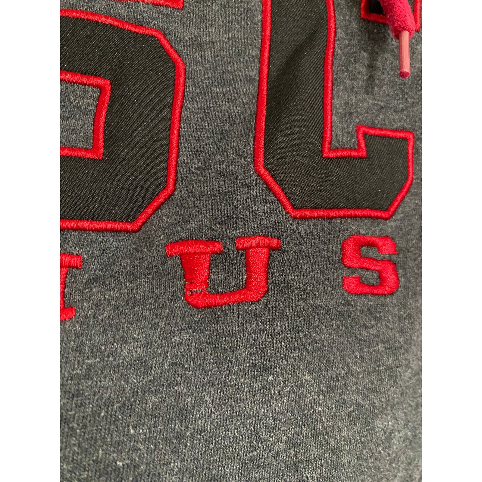 NCAA St. Cloud State University Huskies Stitched Hoodie Size M Size US M / EU 48-50 / 2 - 4 Thumbnail
