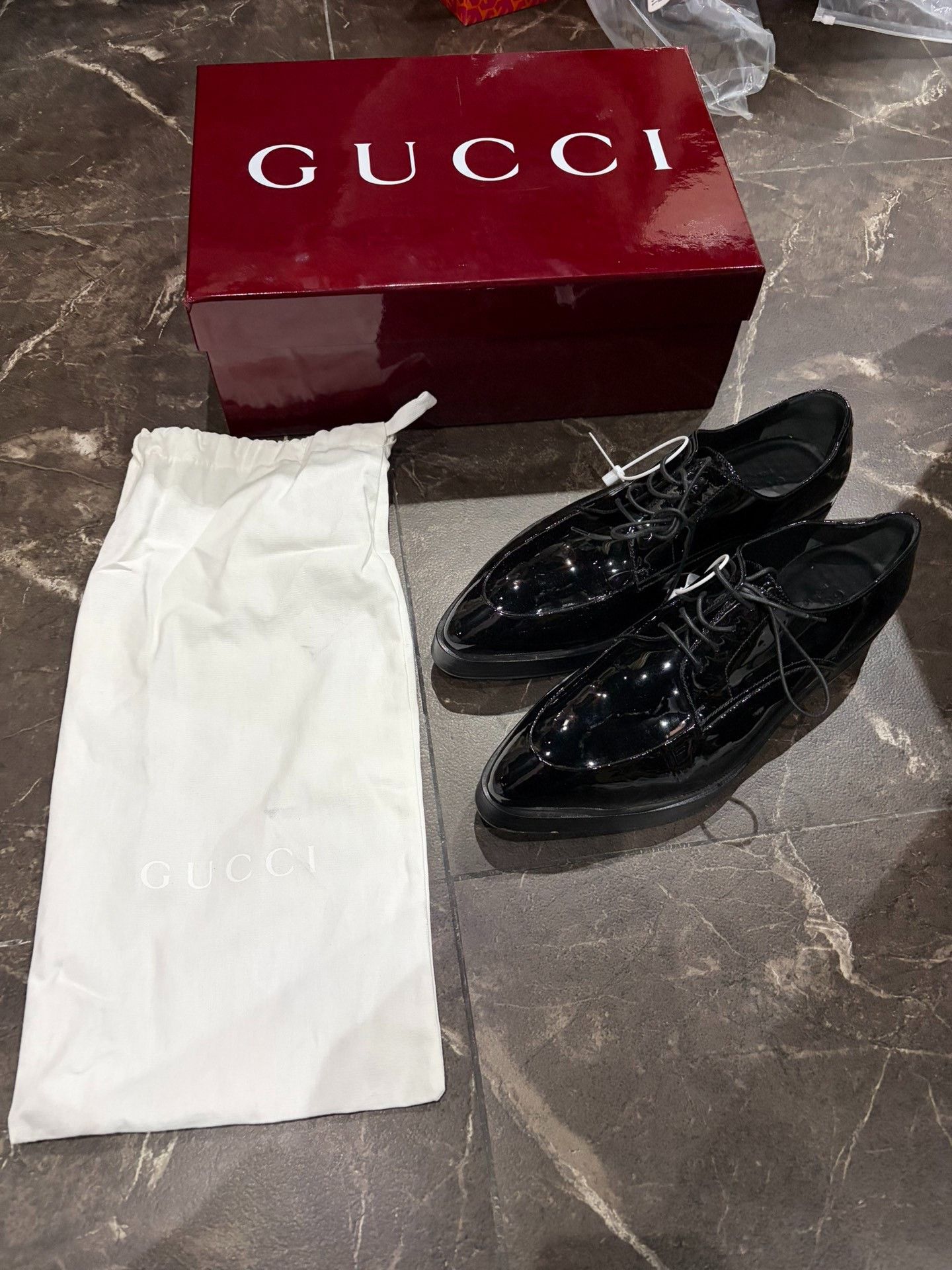 Gucci Gucci Men's Patent Leather Low-Top Sneakers Size US 8 / EU 41 - 1 Thumbnail