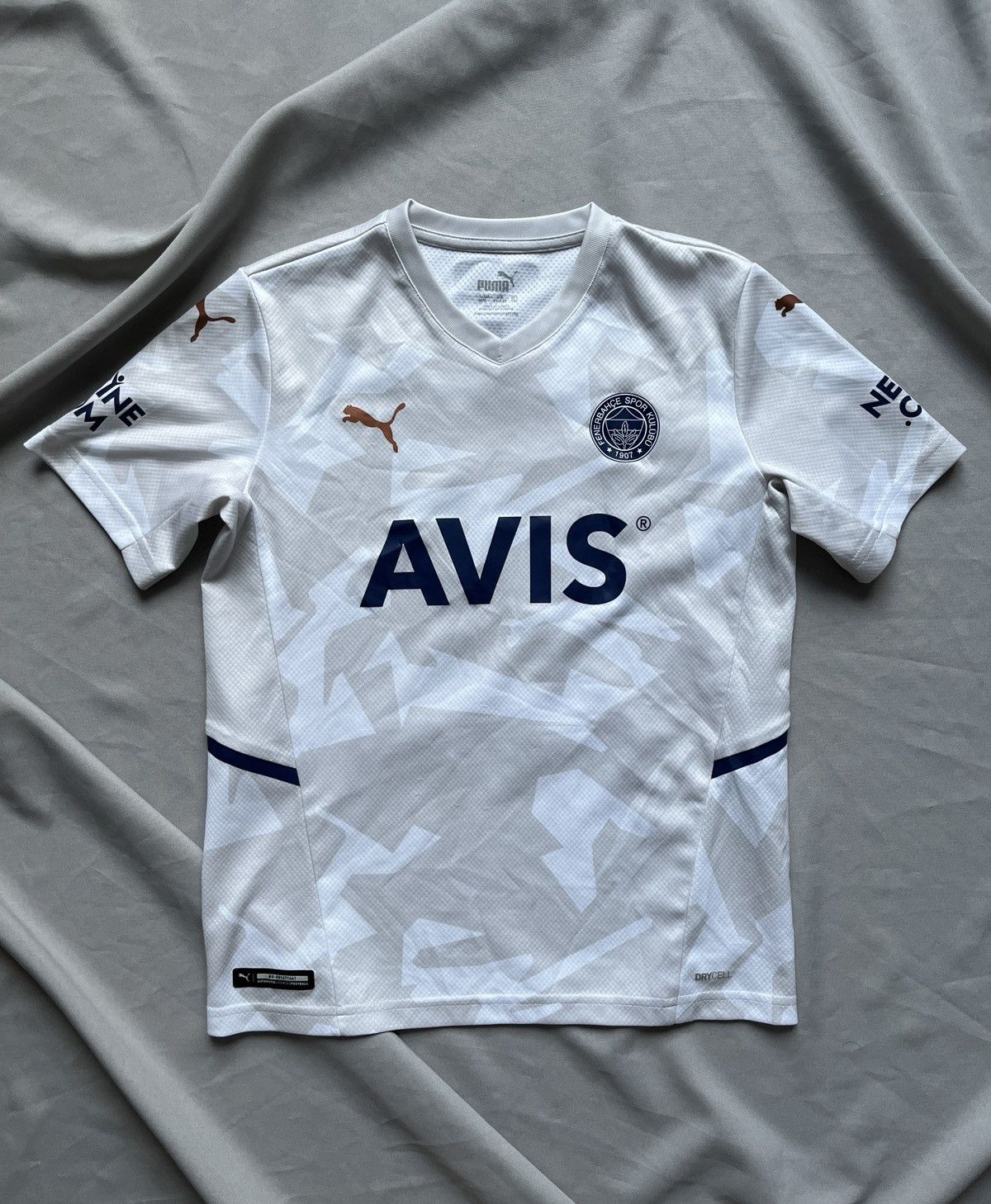 Puma Puma Fenerbahce AVIS 11 FURKAN Kids Jersey Size US XXS / EU 40 - 1 Thumbnail