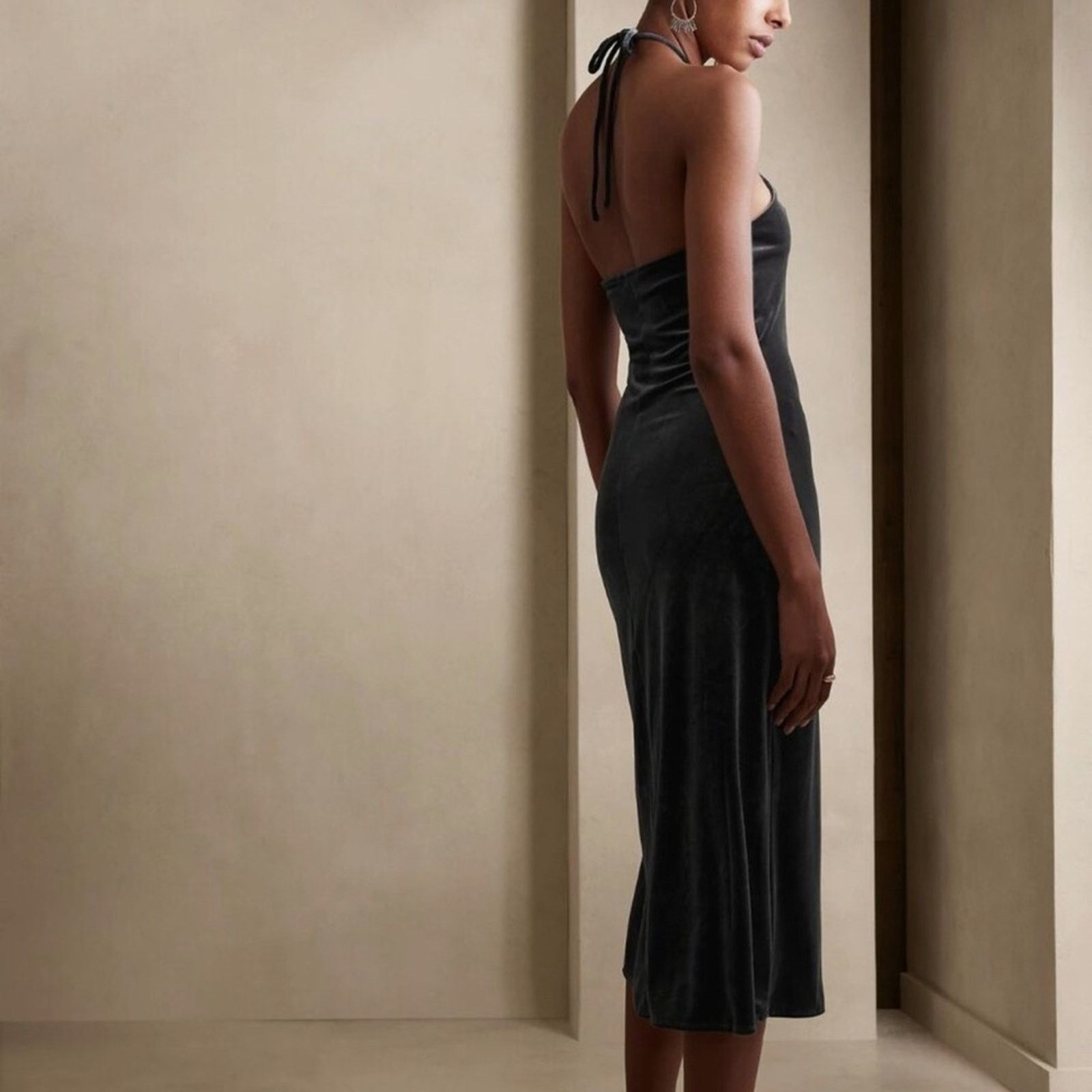 Banana Republic NWT Banana Republic Velvet Midi Slit Halter Dress Large |  Grailed