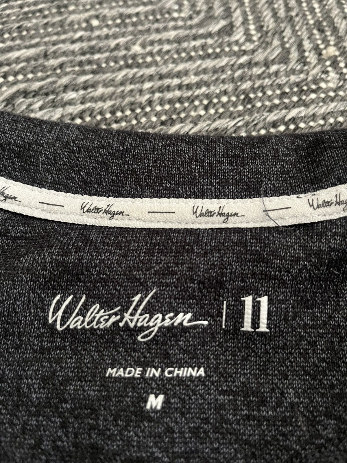 Other Dark grey half zip golf shirt Size US M / EU 48-50 / 2 - 4 Thumbnail