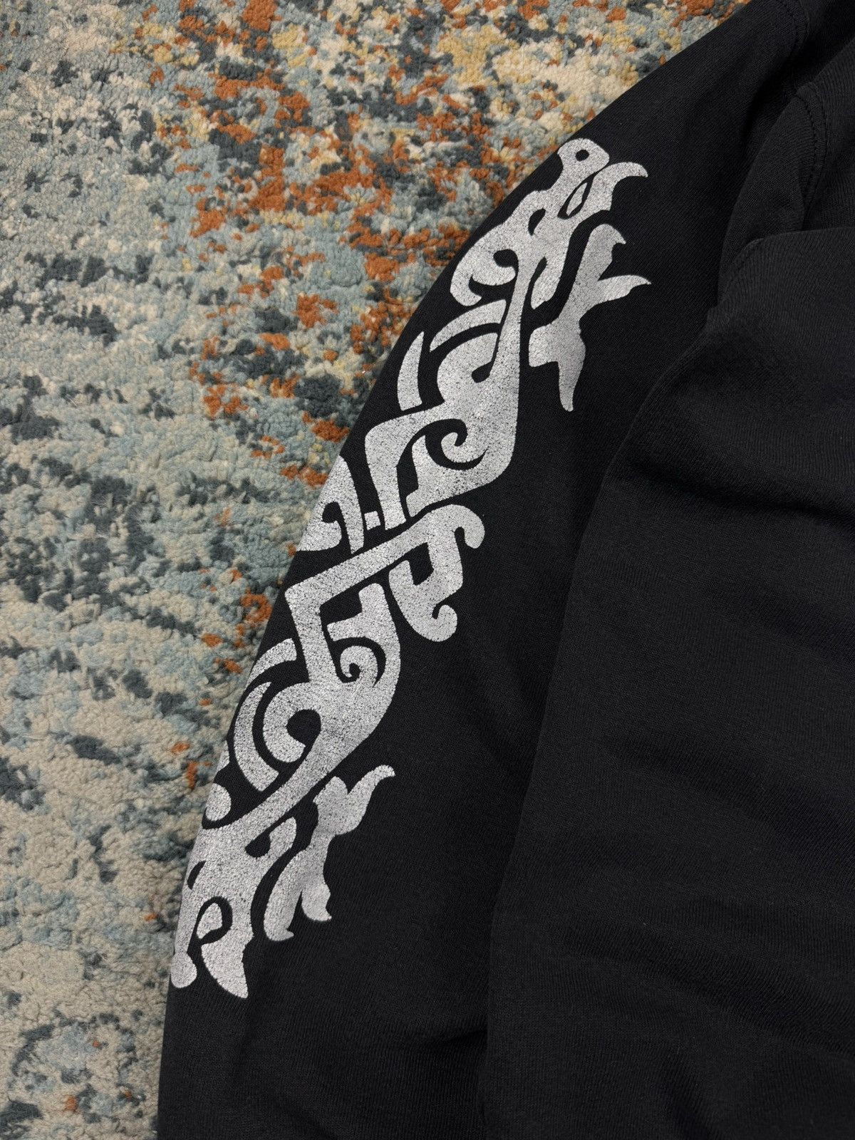 Vintage Vintage 90s tribal rock metal techno rave style sweatshirt Size US L / EU 52-54 / 3 - 5 Thumbnail