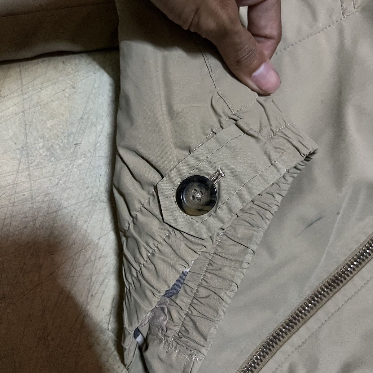 Burberry Burberry Small Logo Bomber Jacket Size US L / EU 52-54 / 3 - 13 Thumbnail