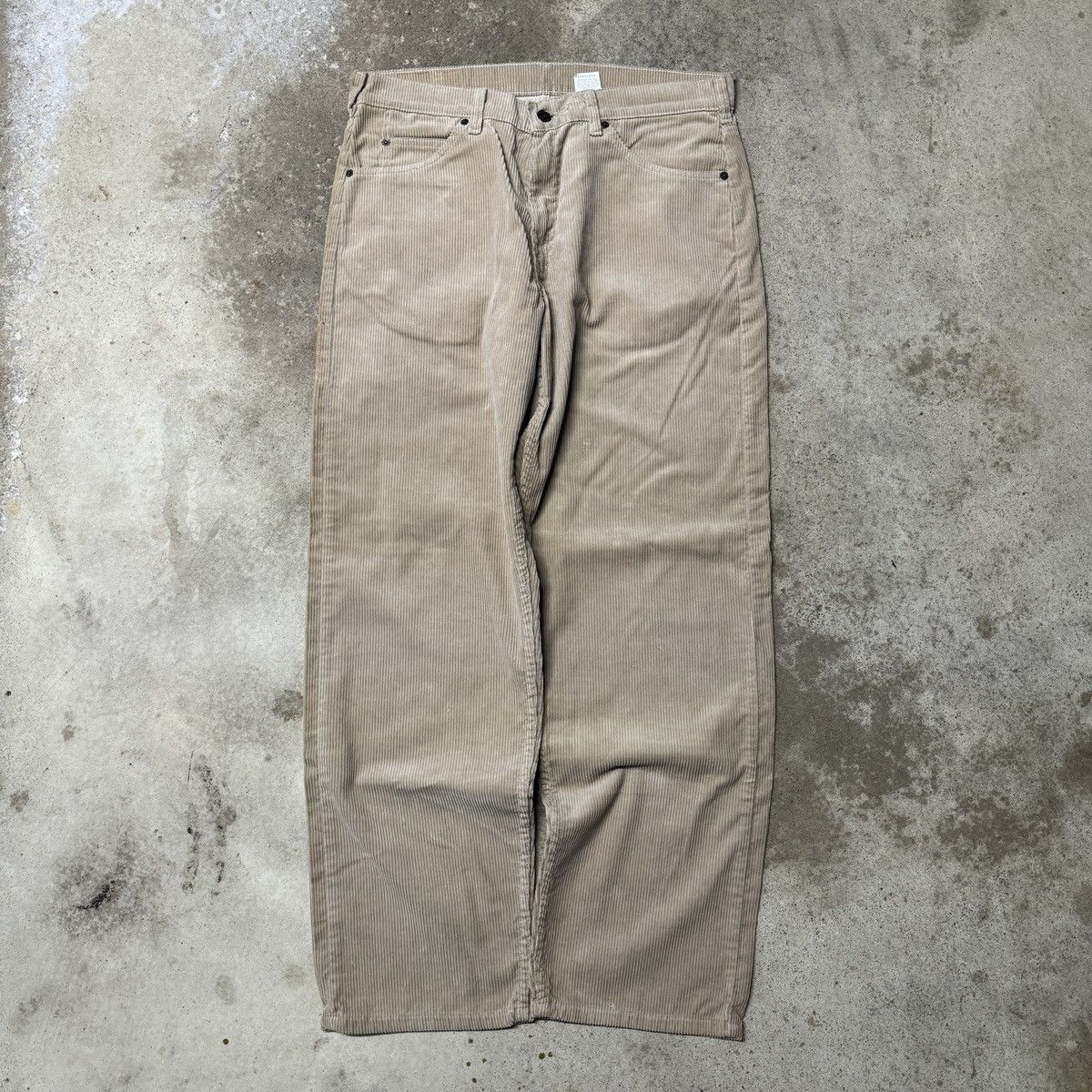 image of Levis x Vintage 90's Levi’S 565 Baggy Loose Wide Leg Corduroy Pants in Tan, Men's (Size 33)