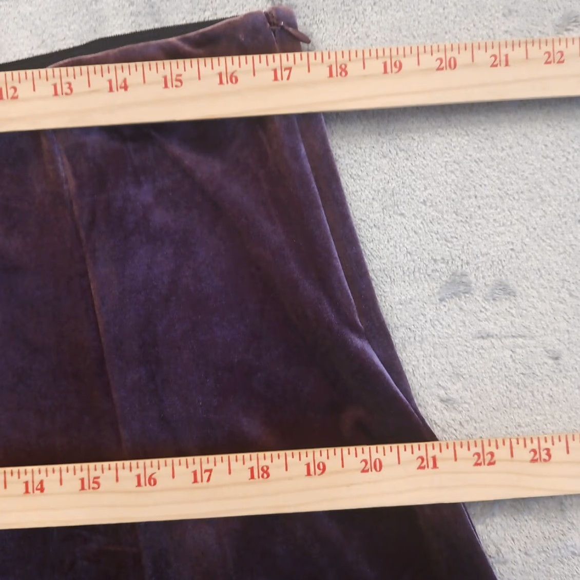 Gap Gap Skirt A-Line Women Short Purple Velour L Elastic Waist ZIP 2000s? Size 36" / US 14 / IT 50 - 3 Thumbnail