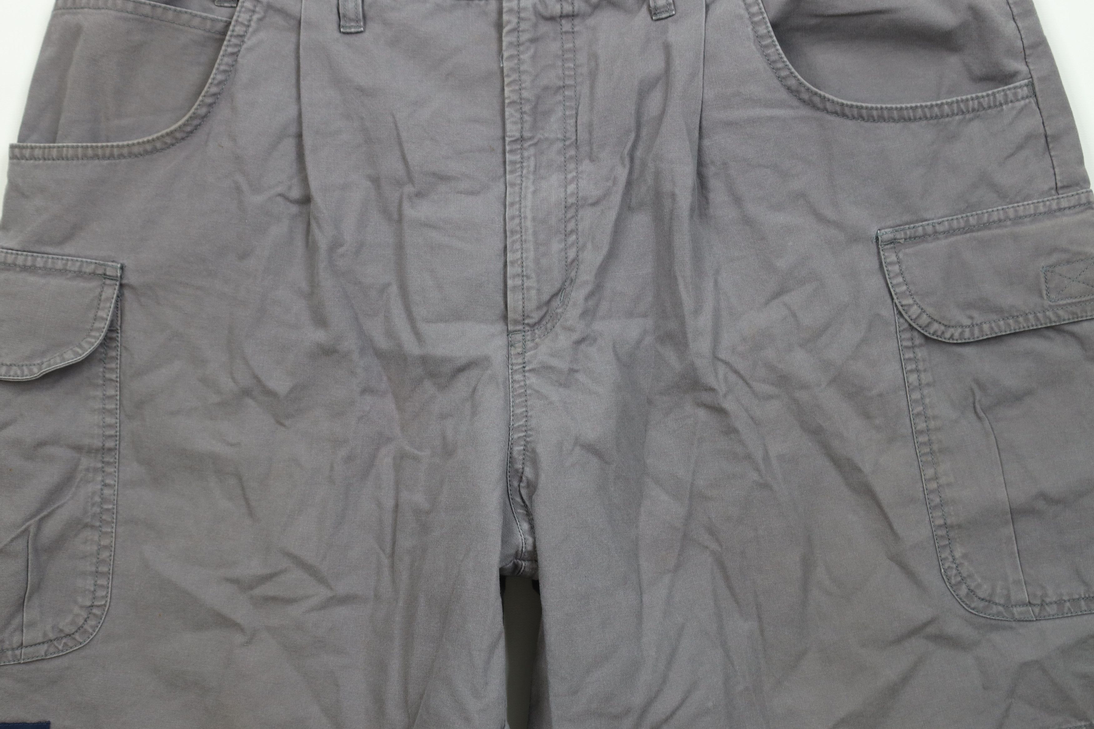 Columbia Vintage 90s Columbia Spell Out Above Knee Cargo Shorts Gray Size US 38 / EU 54 - 3 Thumbnail