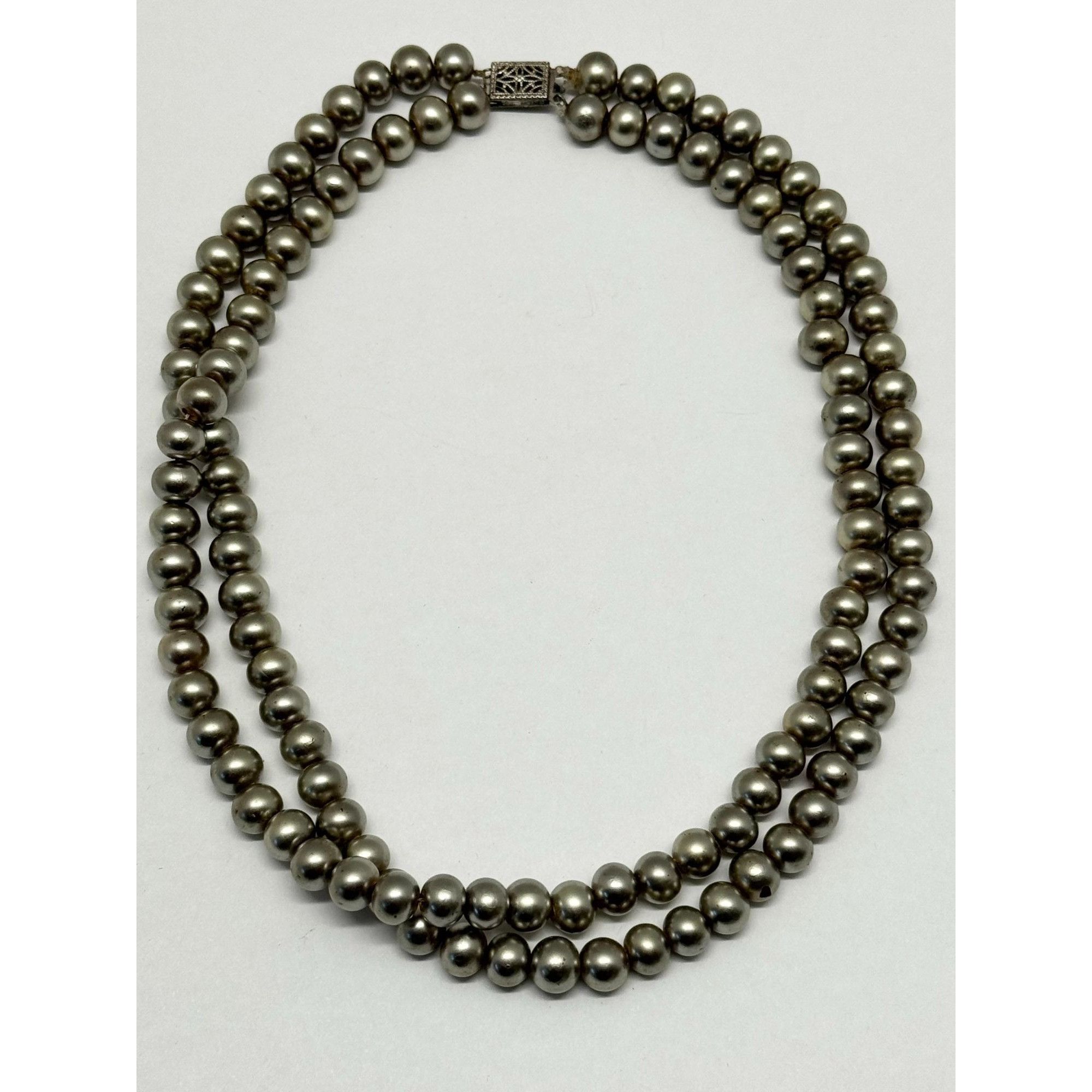 Vintage Vintage double strand pearl necklace with sterling clasp Size ONE SIZE - 1 Thumbnail