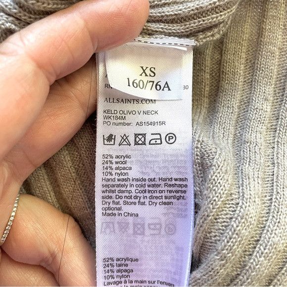 Allsaints Allsaints V Neck Ribbed Sweater - XS/S, OVERSIZED! Size XS / US 0-2 / IT 36-38 - 6 Thumbnail