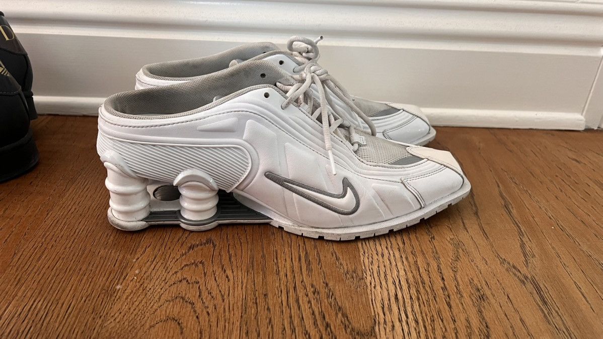 Martine Rose × Nike 2022 Nike Shox MR4 Mule Martine Rose White Size 42 Size US 9.5 / EU 42-43 - 8 Thumbnail