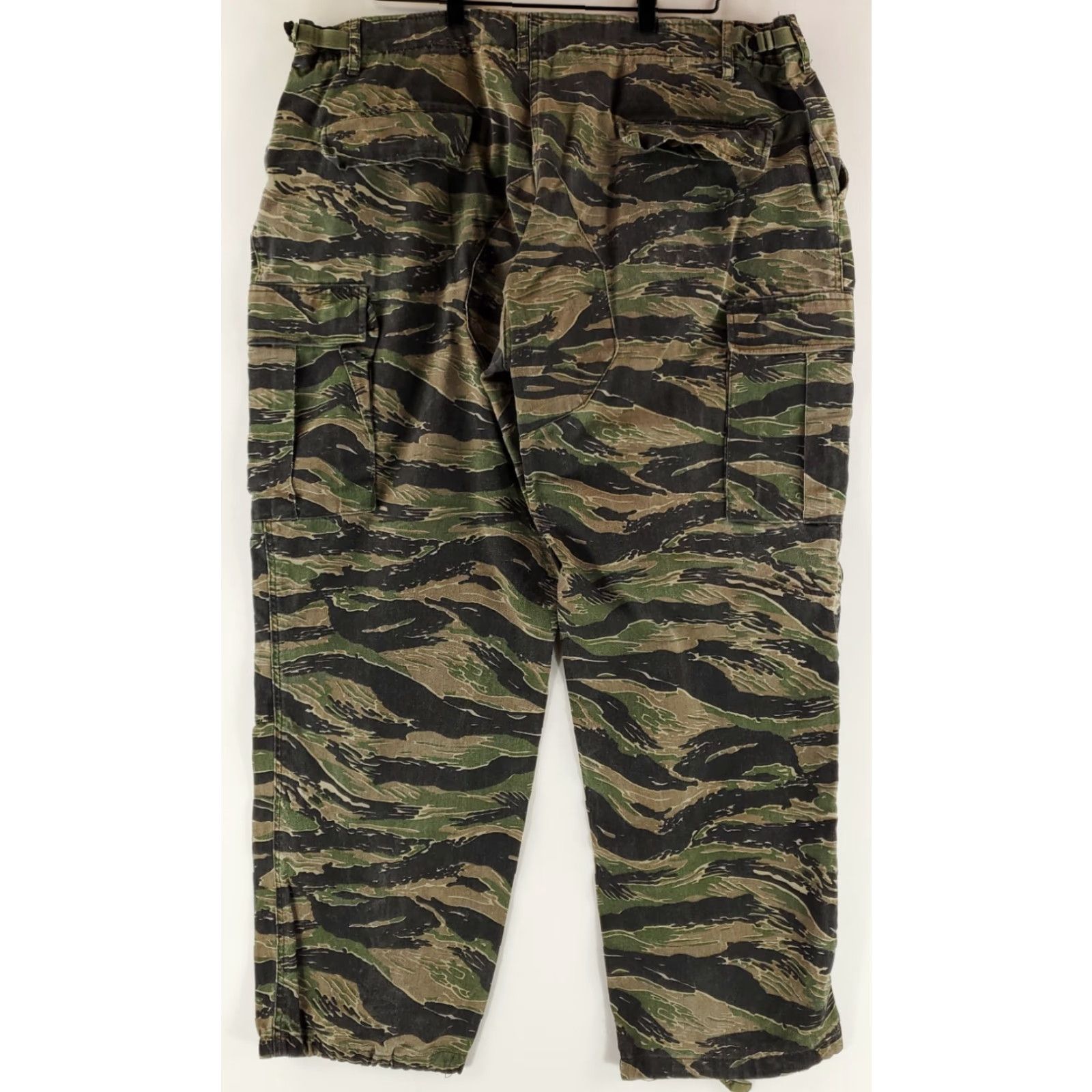 Vintage **TRU-SPEC MENS TIGER STRIPE CAMO CARGO PANTS XL REG 44X30** User: TRU-SPEC MEN'S TIGER STRIPE CAMO CARGO PANTS XL REG 44X30 Size US 44 / EU 60 - 3 Thumbnail