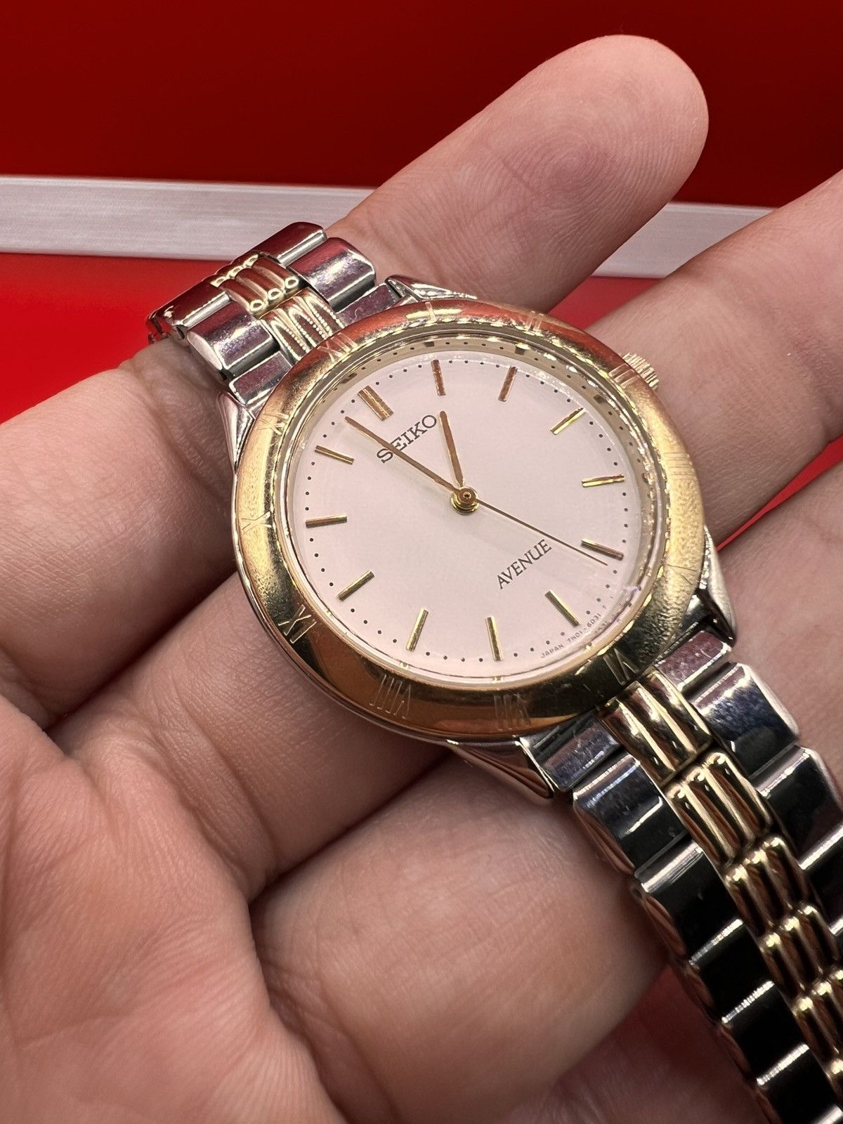 Seiko × Vintage Vintage Seiko Avenue 7N01-6D10 Quartz Watch Size ONE SIZE - 2 Thumbnail