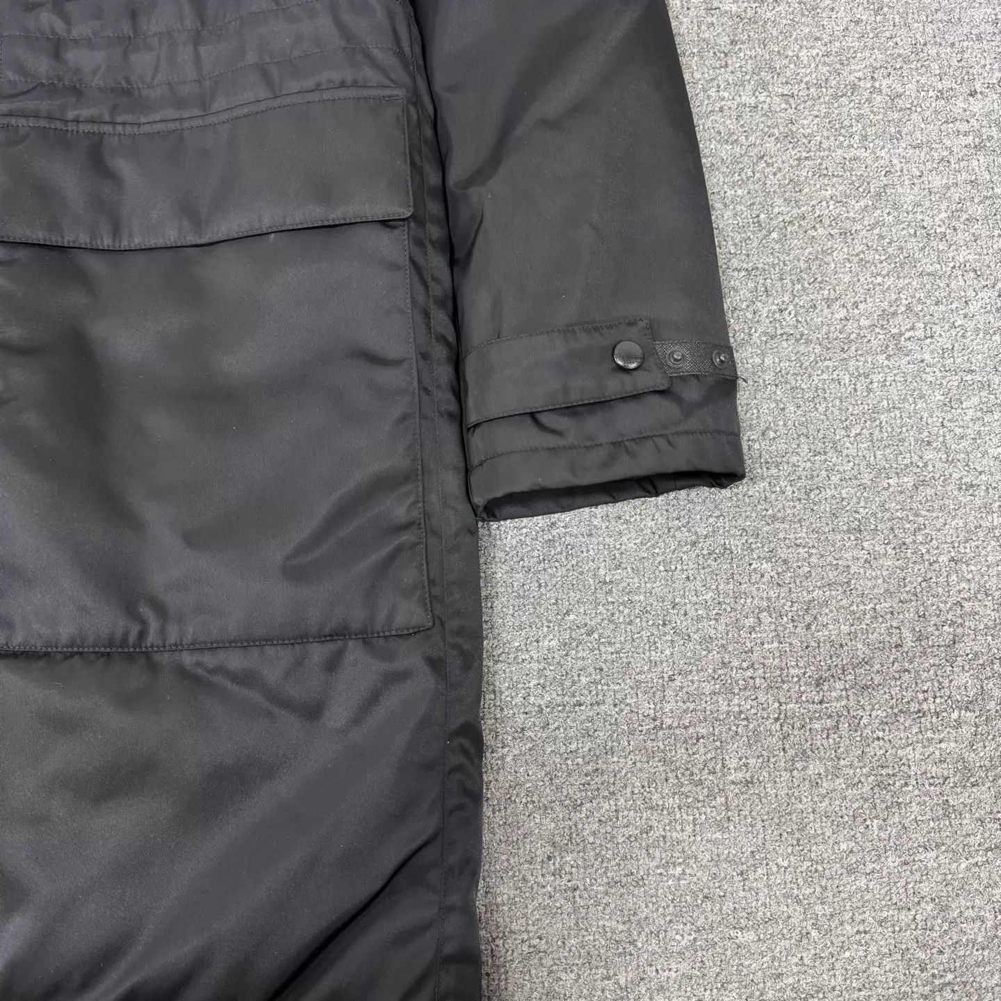 Prada Prada Black Long Hooded Parka Fleece-Lined Removable 50 Size US M / EU 48-50 / 2 - 5 Thumbnail