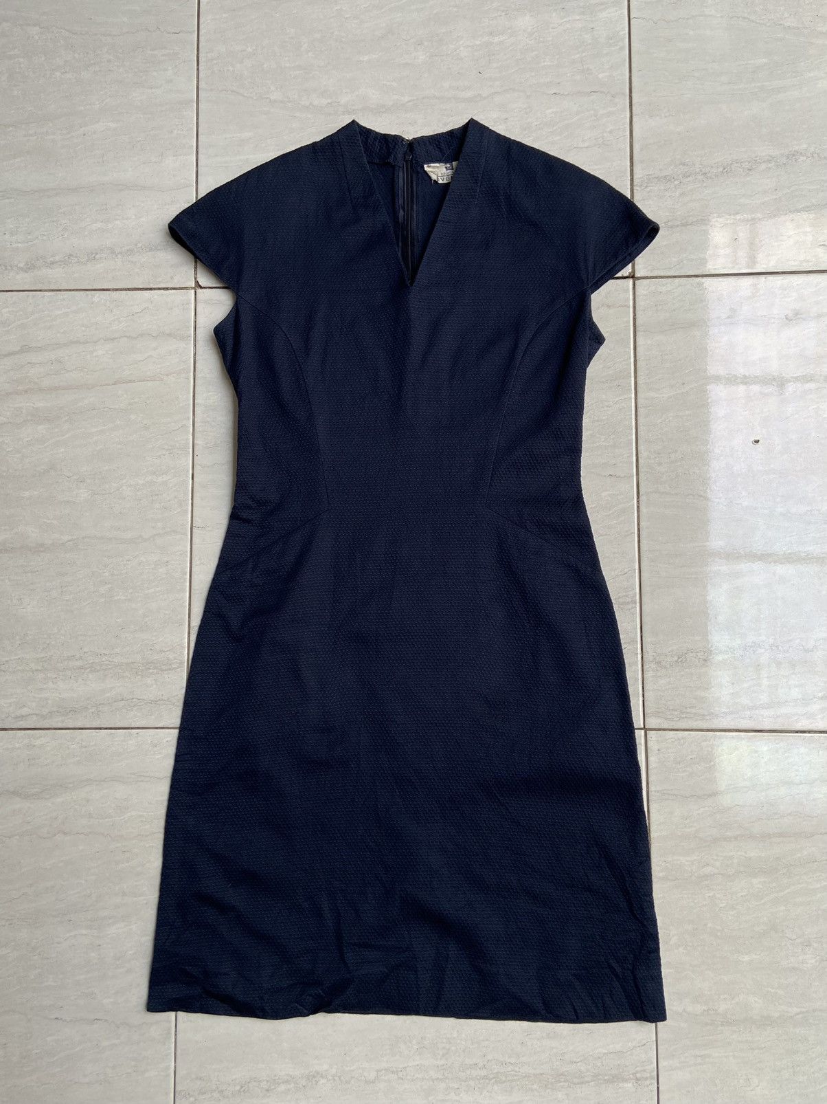 Givenchy GIVENCHY Midi Dress Size XS / US 0-2 / IT 36-38 - 1 Thumbnail
