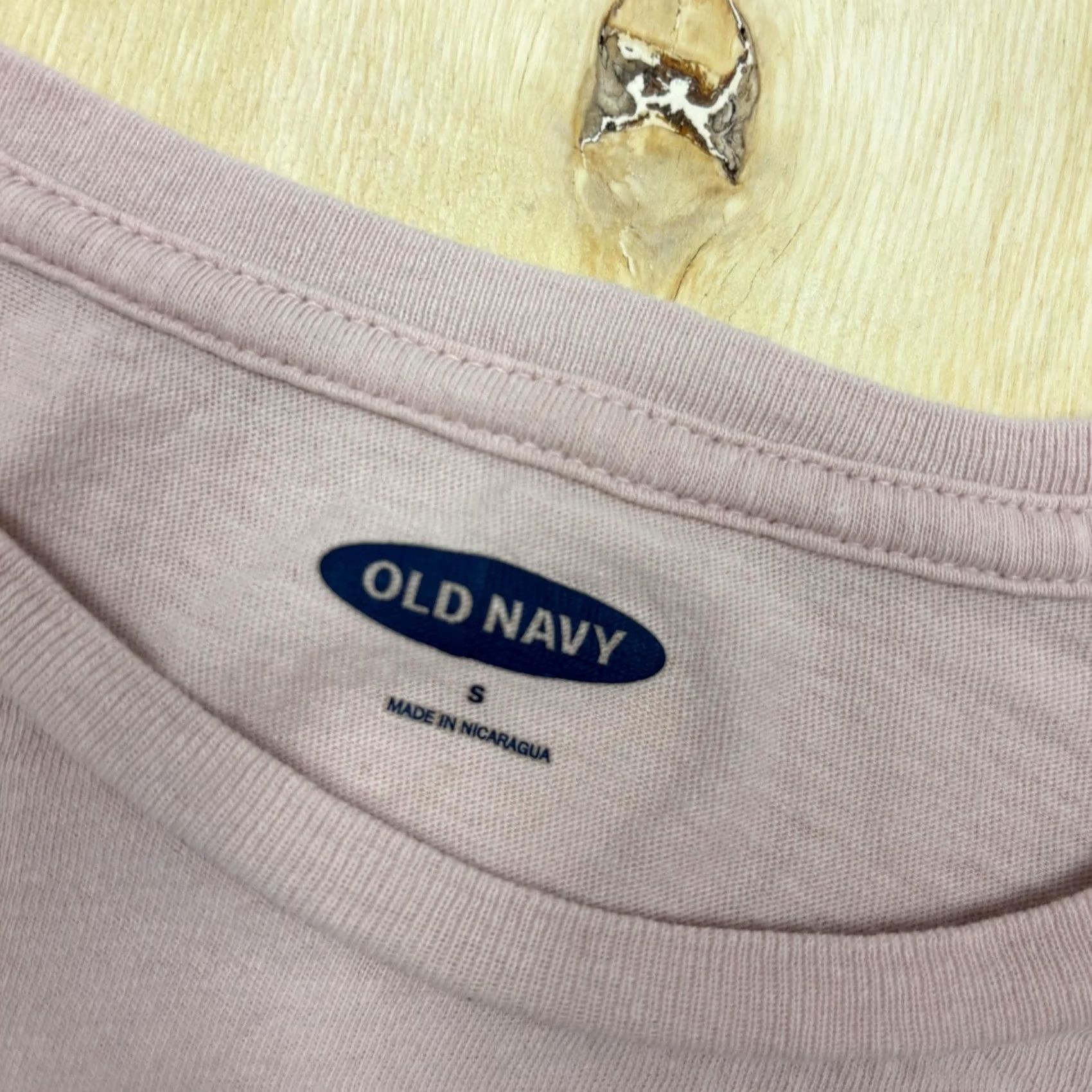 Old Navy Clueless Shirt Womens Small Pink Old Navy Cast Graphic 90s Movie Tee T-Shirt Size S / US 4 / IT 40 - 3 Thumbnail