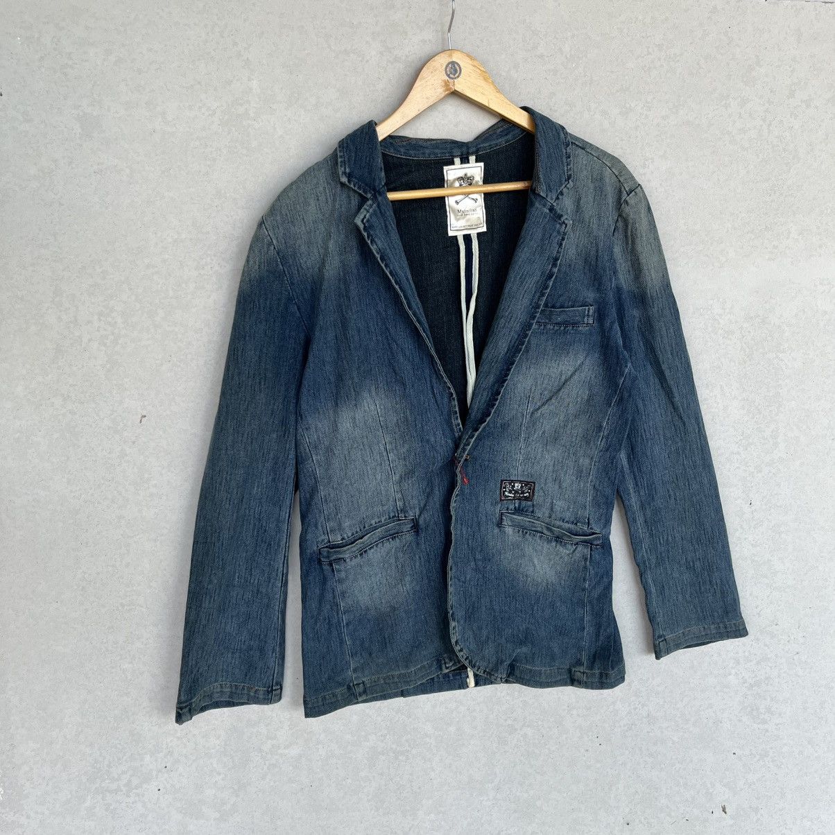 Other Vintage Maximilian Blue Denim Blazer With A Relaxed Fit Sz M Size US M / EU 48-50 / 2 - 3 Thumbnail