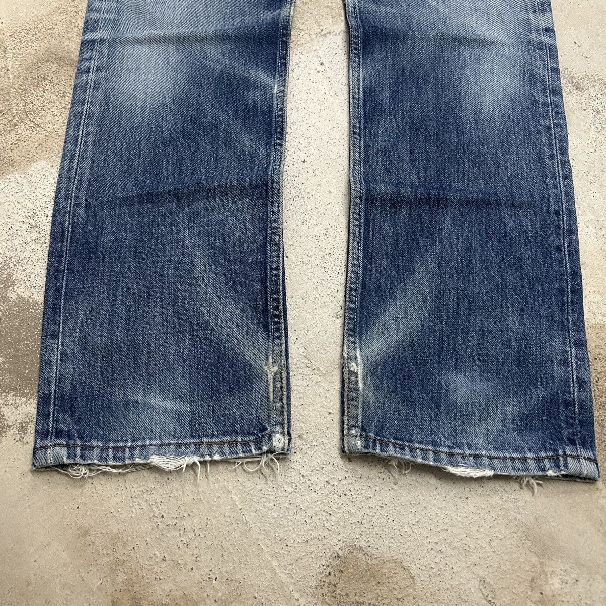 Levi's Vintage Levis 501 Distressed Faded Straight Leg Size US 28 / EU 44 - 4 Thumbnail