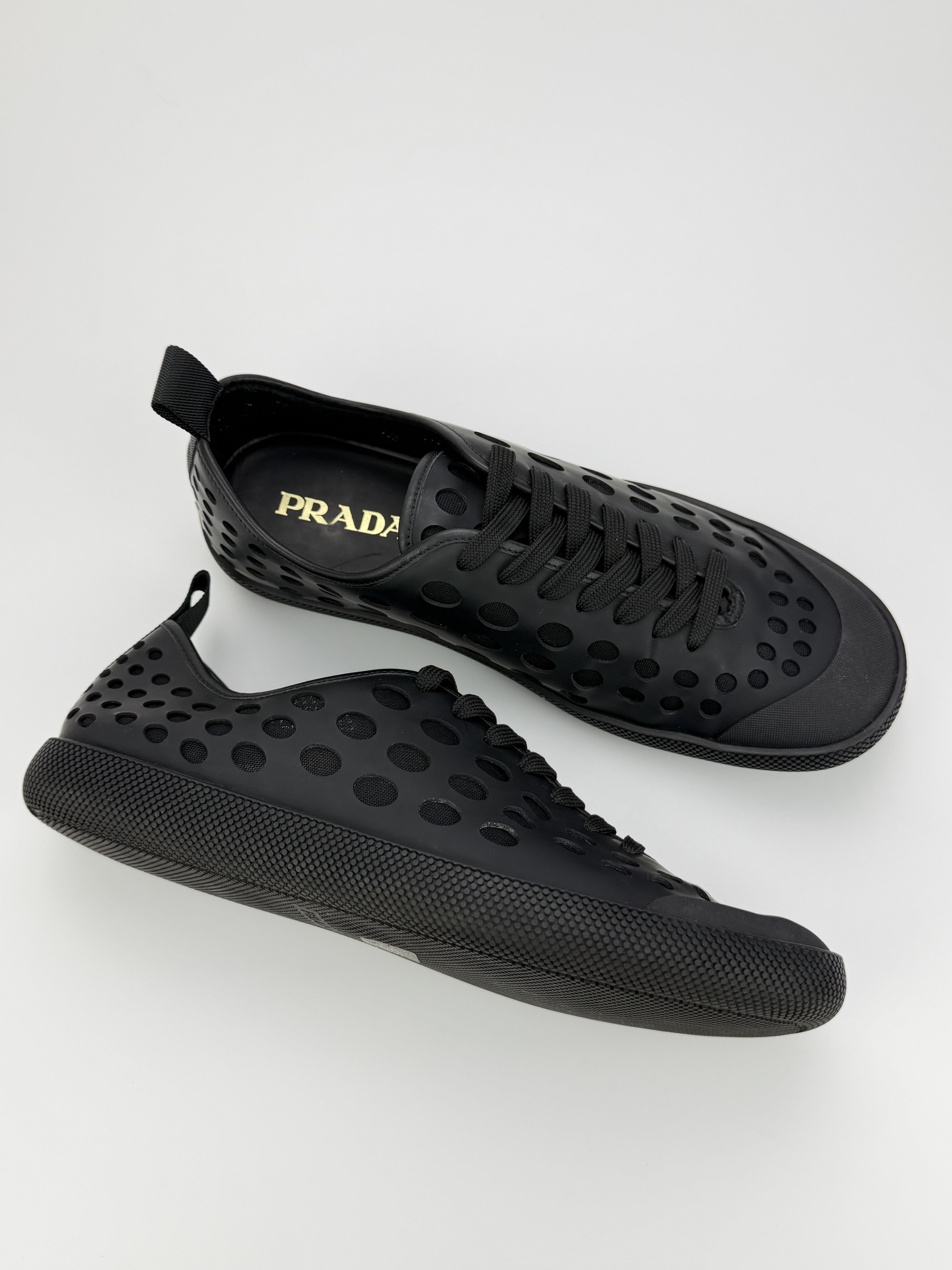 Prada Rare Prada Rubberized Leather Beach Sneakers Avant Garde Size US 10 / EU 43 - 3 Thumbnail
