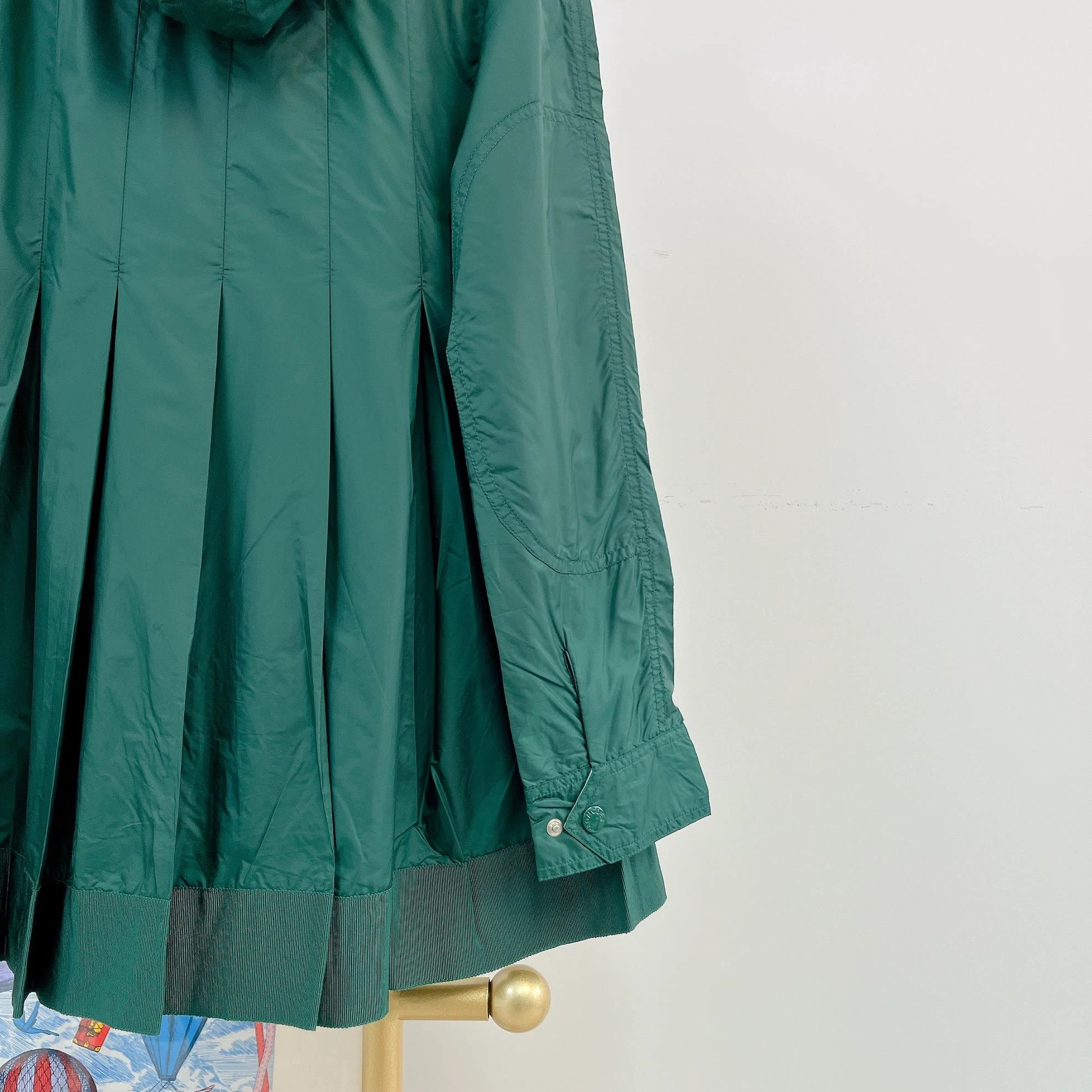 Moncler Moncler green nylon jacket size 1 Size S / US 4 / IT 40 - 6 Thumbnail