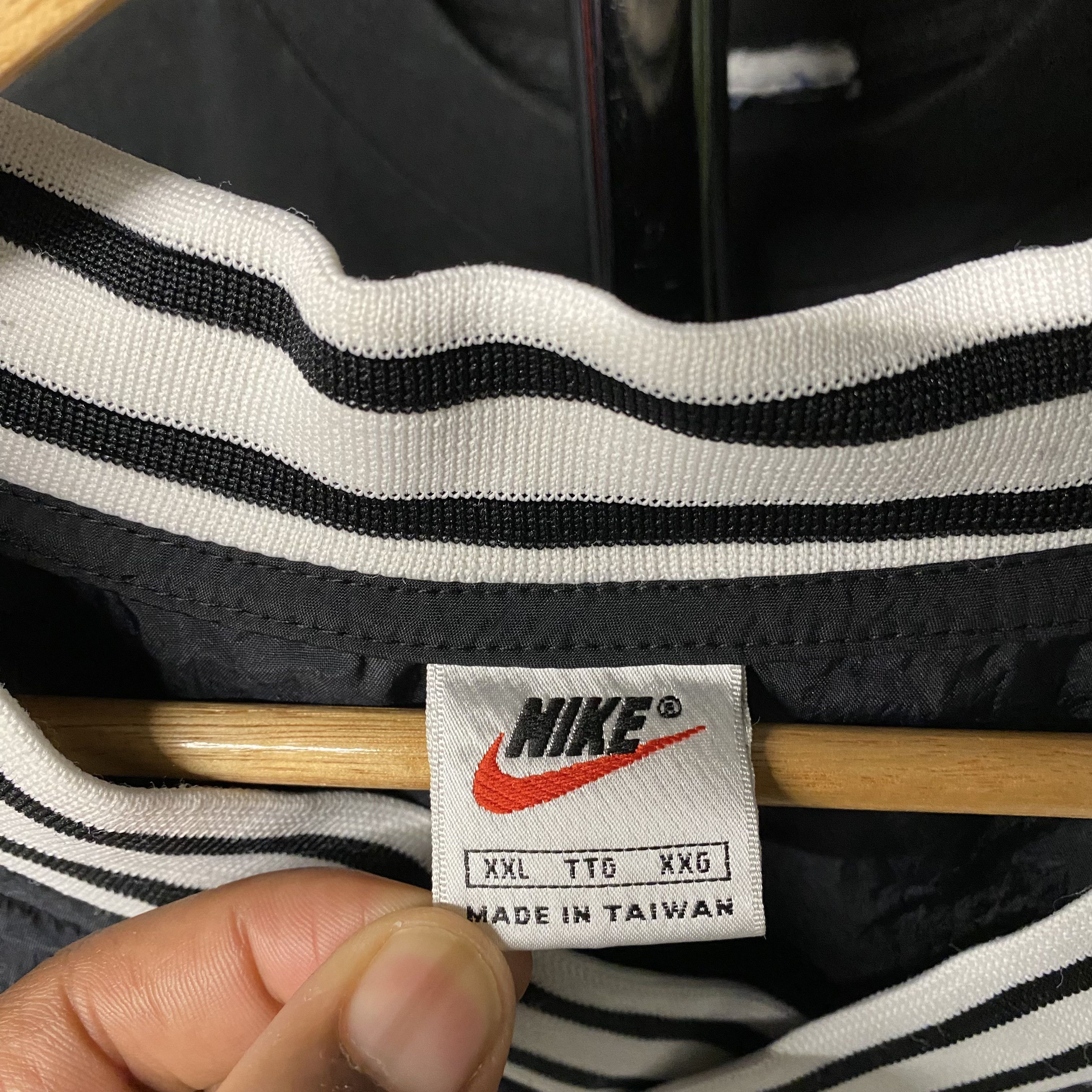 Nike VINTAGE 90s NIKE WINDBREAKER PULLOVER Size US XXL / EU 58 / 5 - 4 Thumbnail