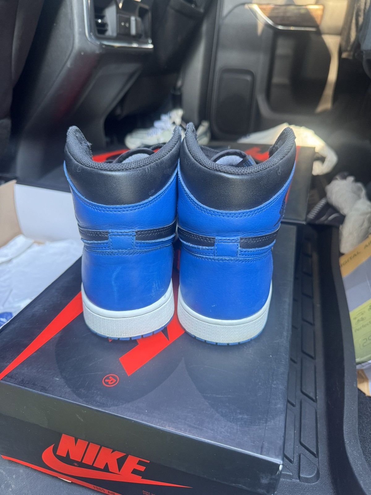 Jordan Brand Jordan 1 High Retro Royal Blue Size US 10 / EU 43 - 4 Thumbnail