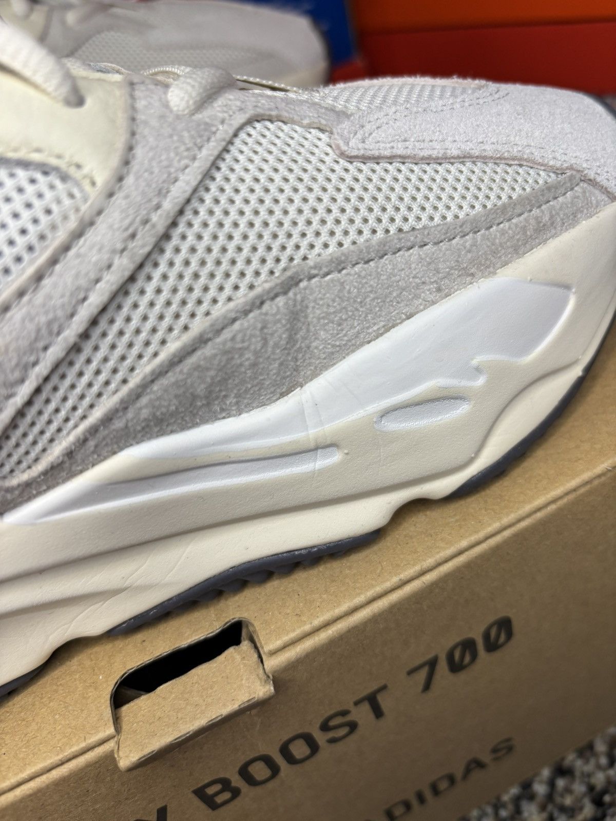 Adidas × Kanye West Adidas Yeezy Boost 700 ‘analog’ 2023 Size US 11 / EU 44 - 7 Thumbnail