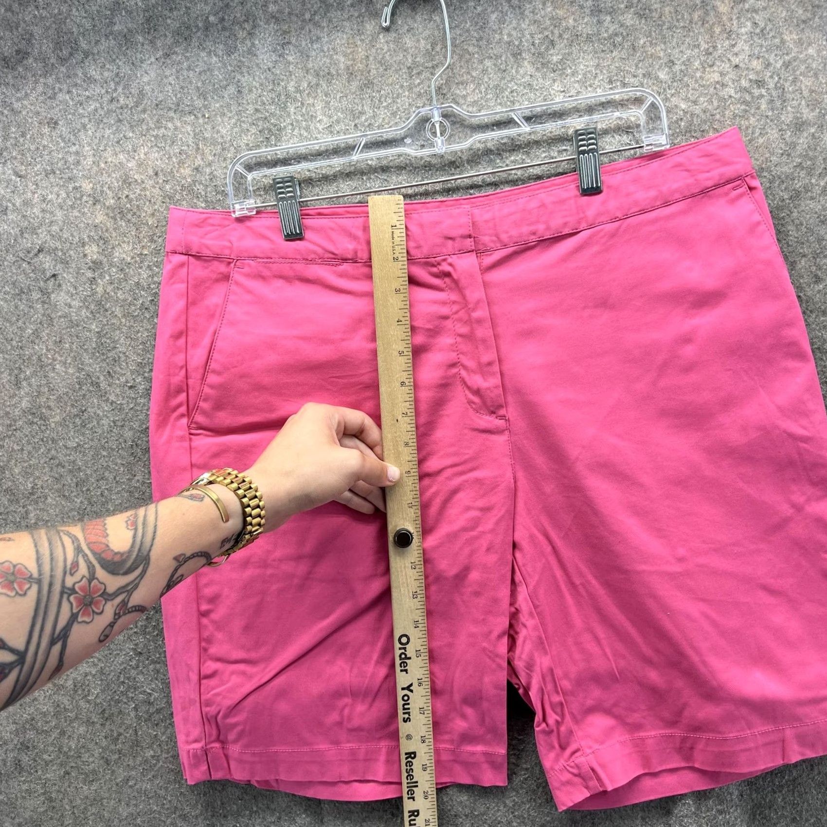 Izod Izod XFG Shorts Womens 14 Pink Golf Chino Stretch Flat Front Pockets Casual Size 36" / US 14 / IT 50 - 7 Thumbnail