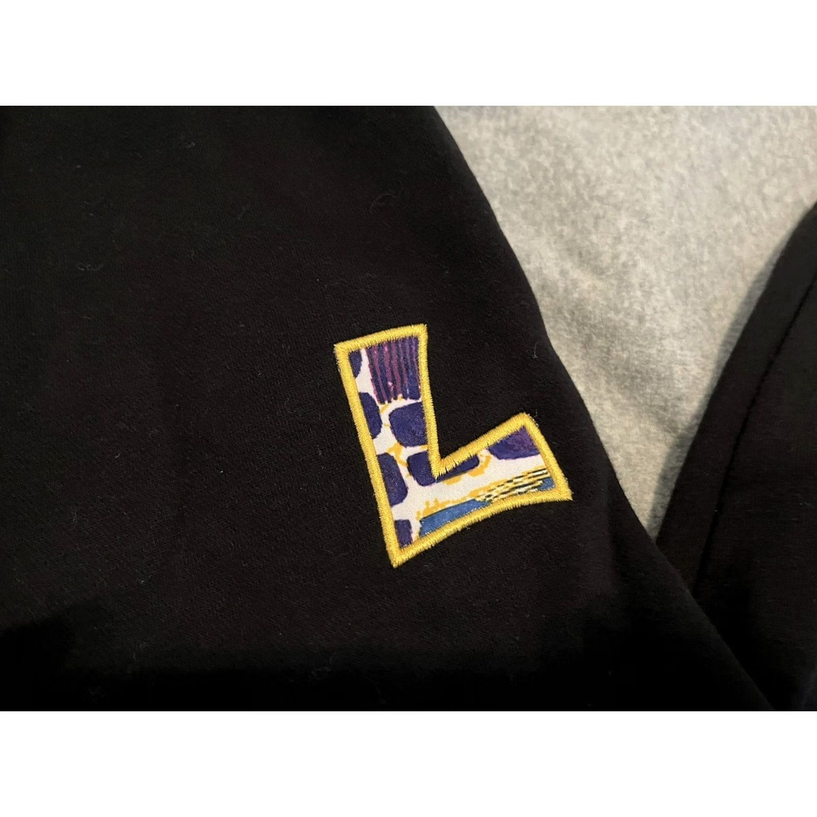 Vintage TWO HYPE Los Angeles Lakers Jogger Pants Mens Small Black Comfort Elastic Waist Pockets Basketball Gym Running 90s Lakers Theme Size US 29 - 2 Thumbnail