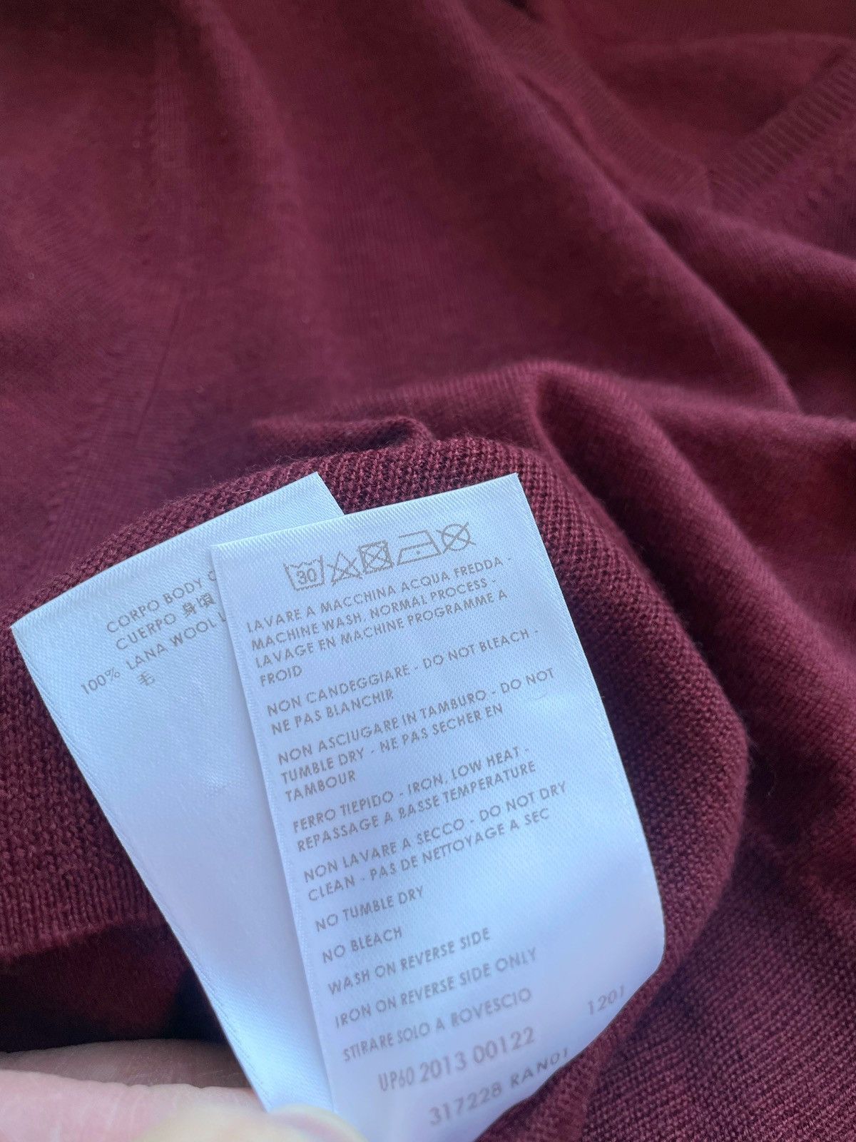 Alexander McQueen Men's Wool v-neck Sweater Alexander McQueen Size L Burgundy Size US L / EU 52-54 / 3 - 10 Thumbnail