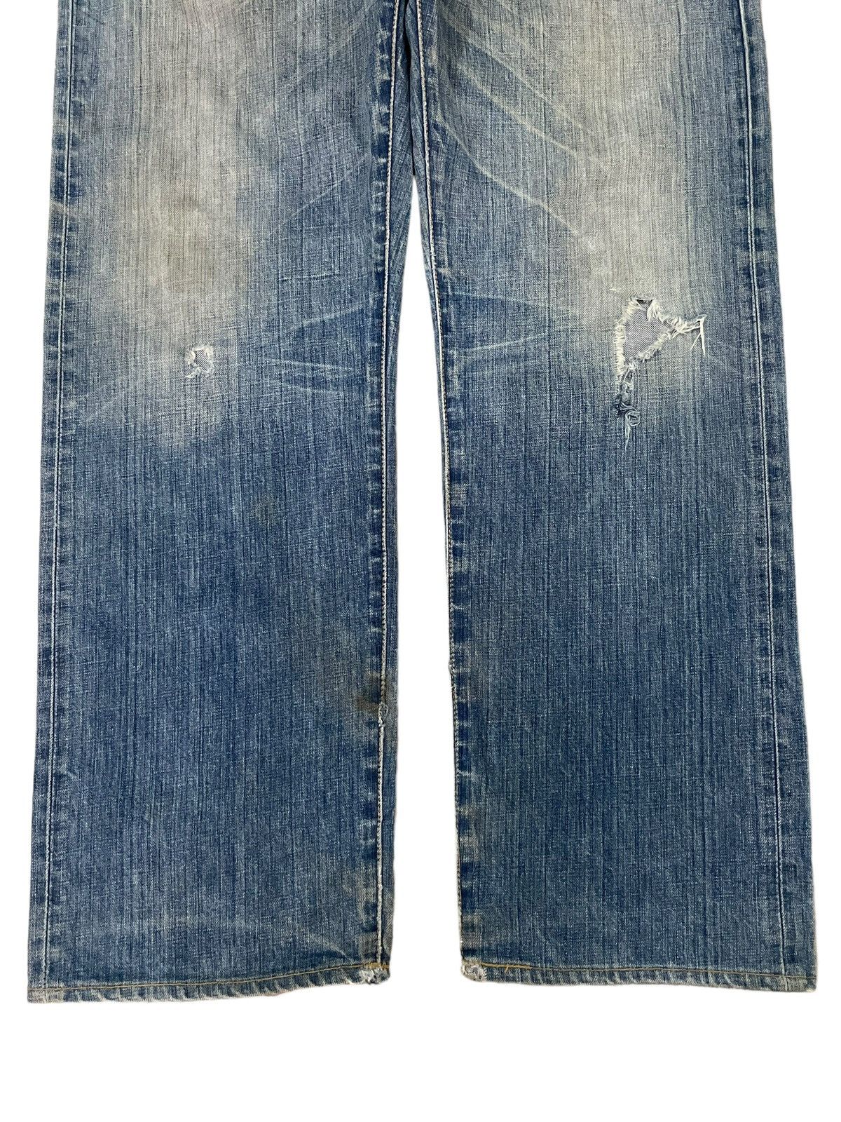 Levi's Vintage Clothing Vintage 90s Levi’s 501 Ripped Fade Wash Straight Loose Jeans Size US 36 / EU 52 - 3 Thumbnail