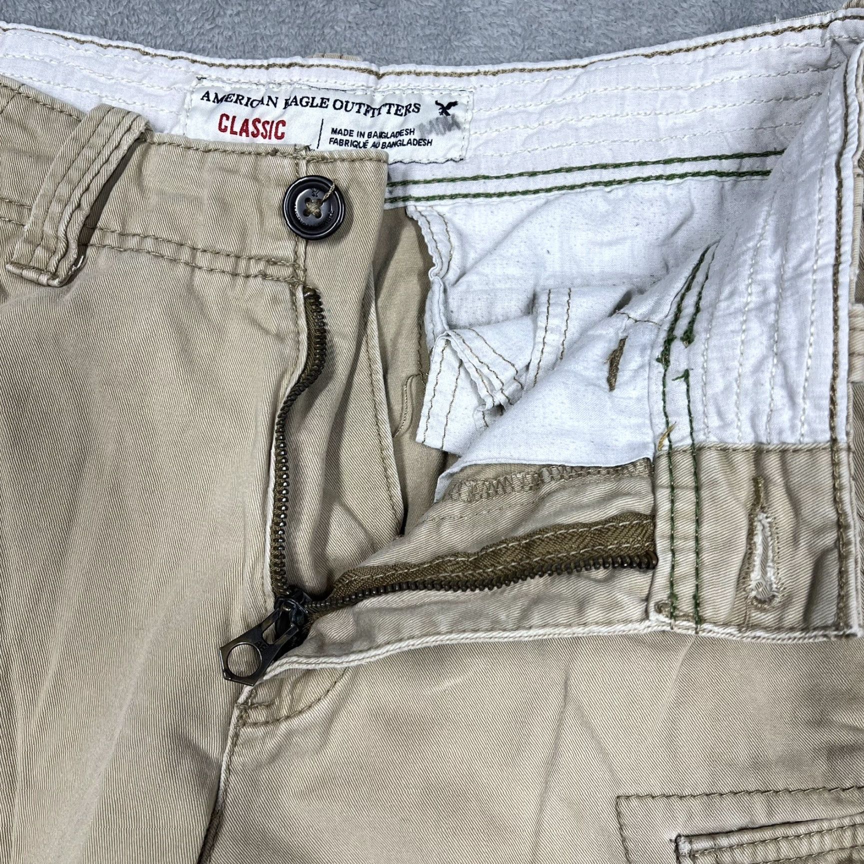 American Eagle Outfitters American Eagle Outfitters Cargo Shorts Mens 28 Khaki 9" Inseam Belt Loops 5-Pocket Classic - Mens Size US 28 / EU 44 - 3 Thumbnail