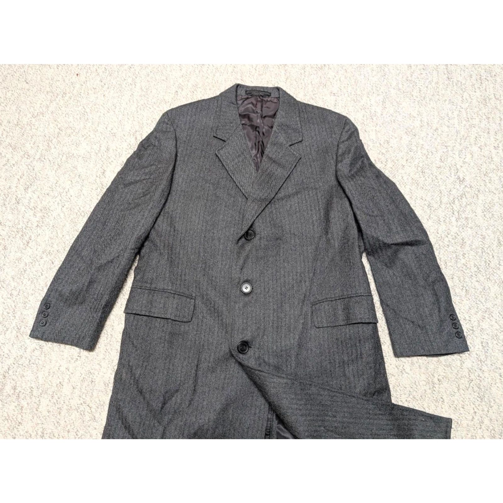 Vintage VINTAGE Cheshire Overcoat Coat Men Regular L Tweed Donegal Wool Herringbone Gray Black 44 Chest 47 Length 19 Shoulders 27 Arms Button Classic Fit Size US L / EU 52-54 / 3 - 6 Thumbnail